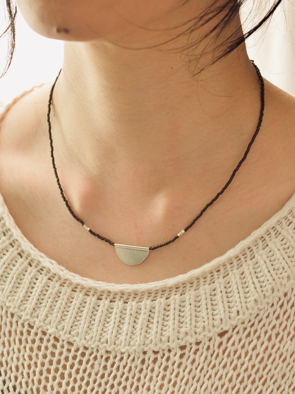 シルバー ビーズネックレス