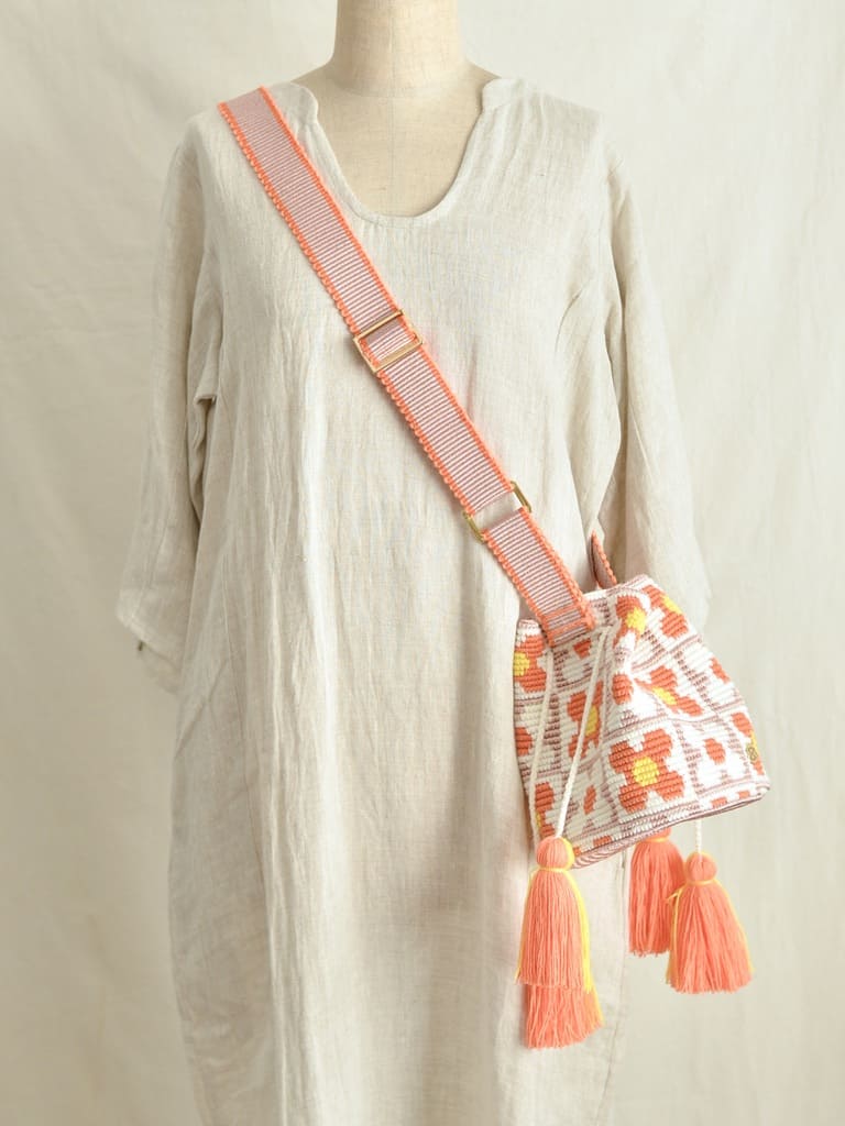 【残り1点】コロンビアのモチーラ 手編みハンドバッグ ミニ【ストラップ長さ調節】