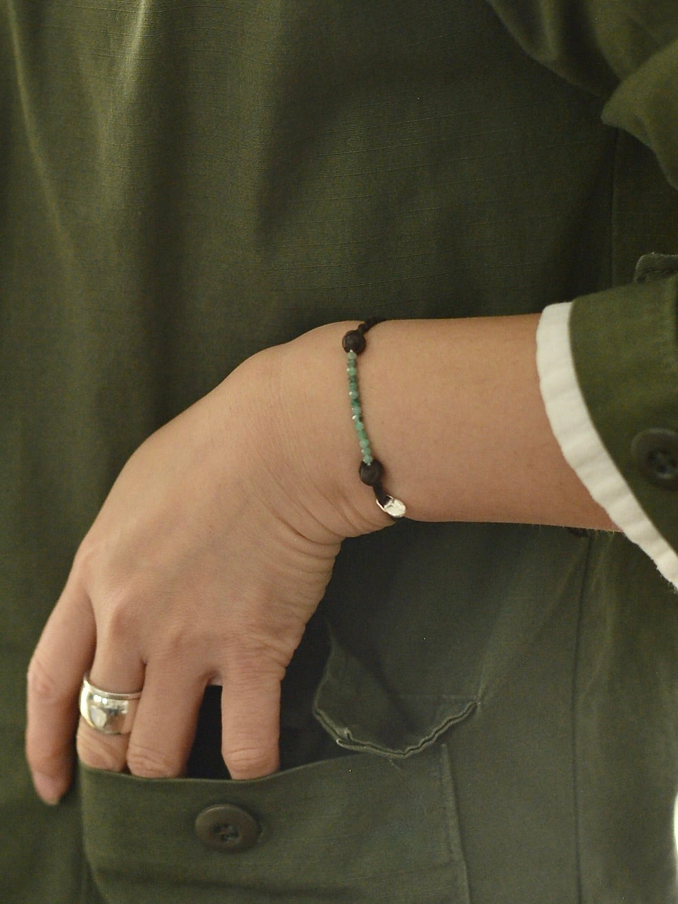 ルビー&エメラルド レザーブレスレット