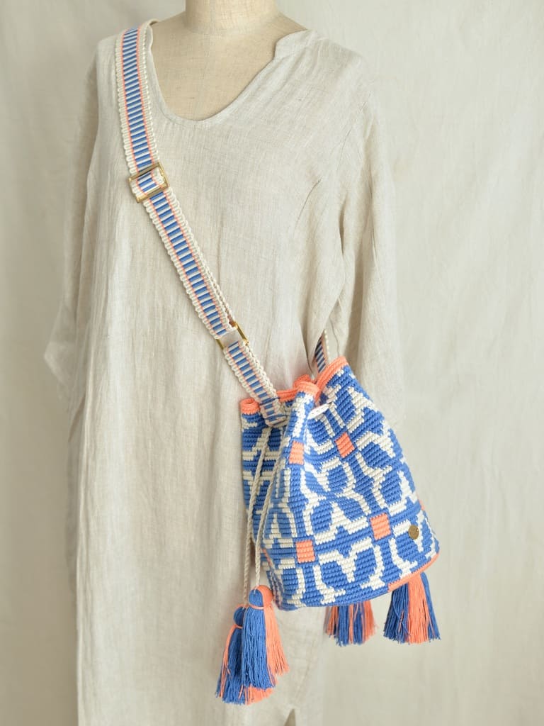 コロンビアのモチーラ 手編みハンドバッグ【ストラップ長さ調節】