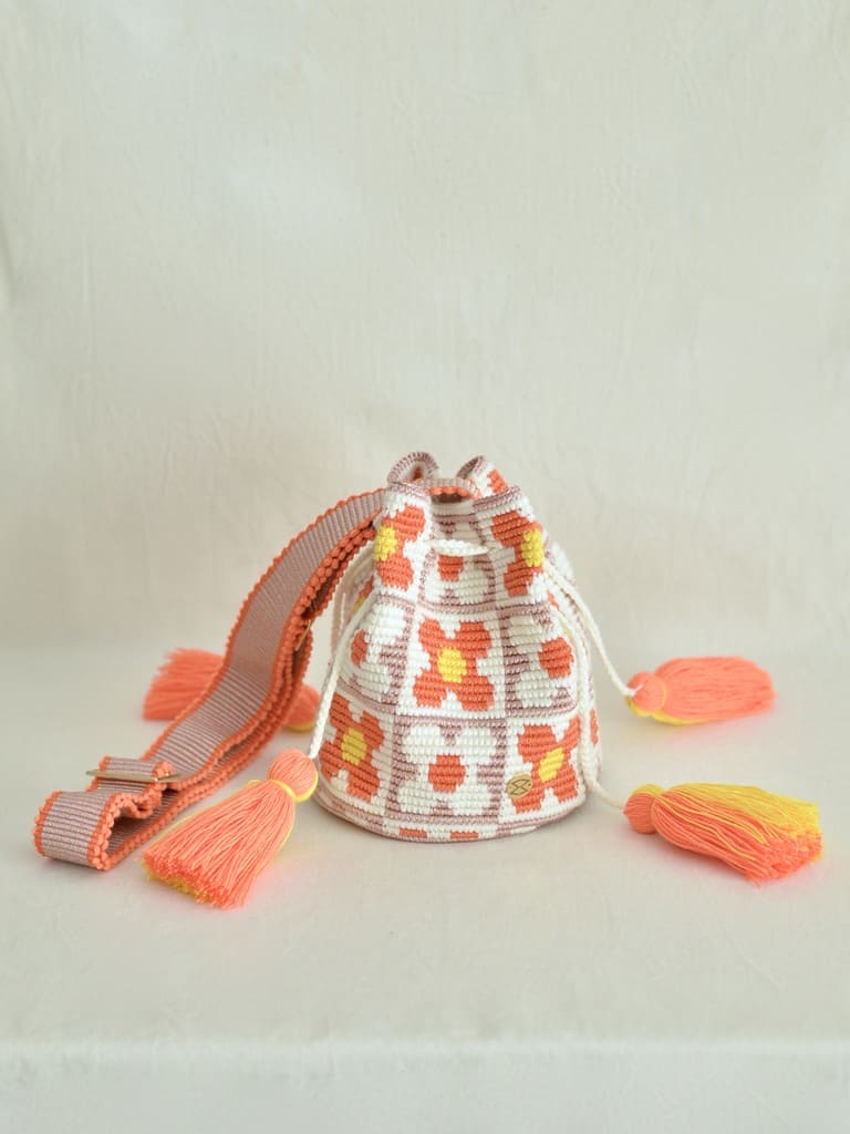 【残り1点】コロンビアのモチーラ 手編みハンドバッグ ミニ【ストラップ長さ調節】