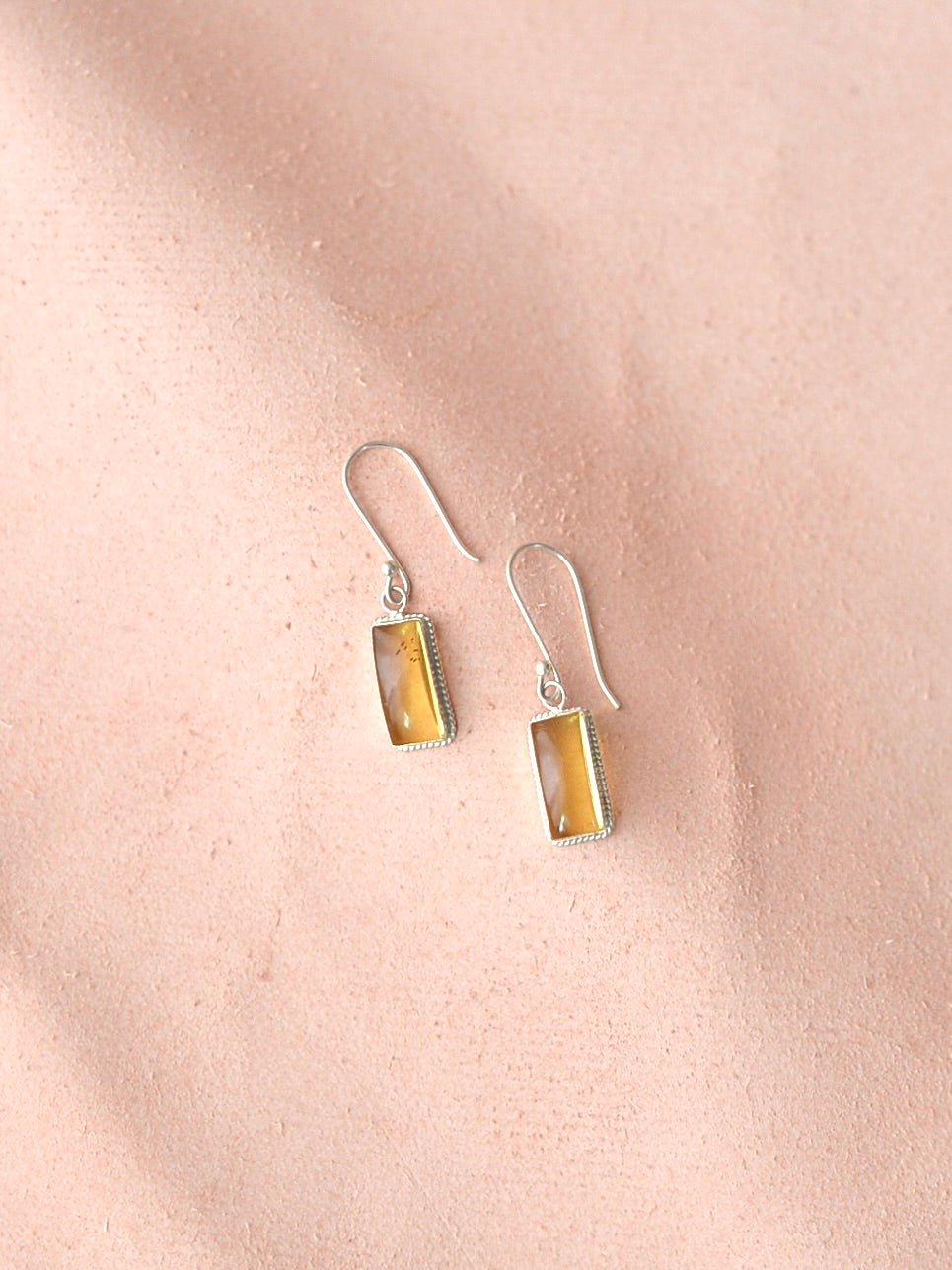 【残り1点】メキシカンアンバー ピアス