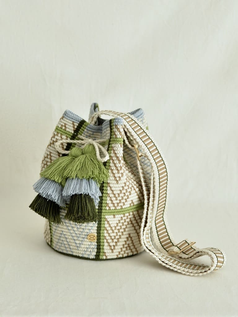 【残り1点】コロンビアのモチーラ 手編みハンドバッグ【ストラップ長さ調節】