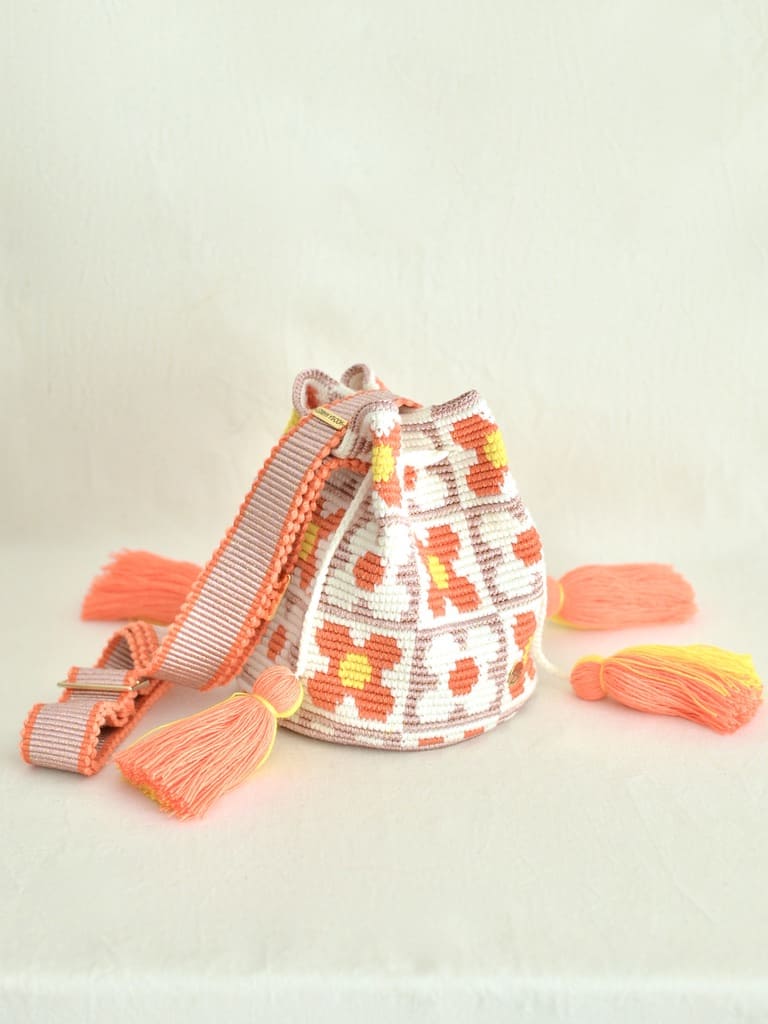 【残り1点】コロンビアのモチーラ 手編みハンドバッグ ミニ【ストラップ長さ調節】