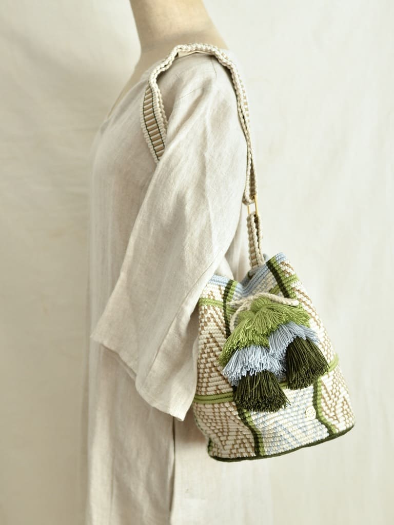 【残り1点】コロンビアのモチーラ 手編みハンドバッグ【ストラップ長さ調節】