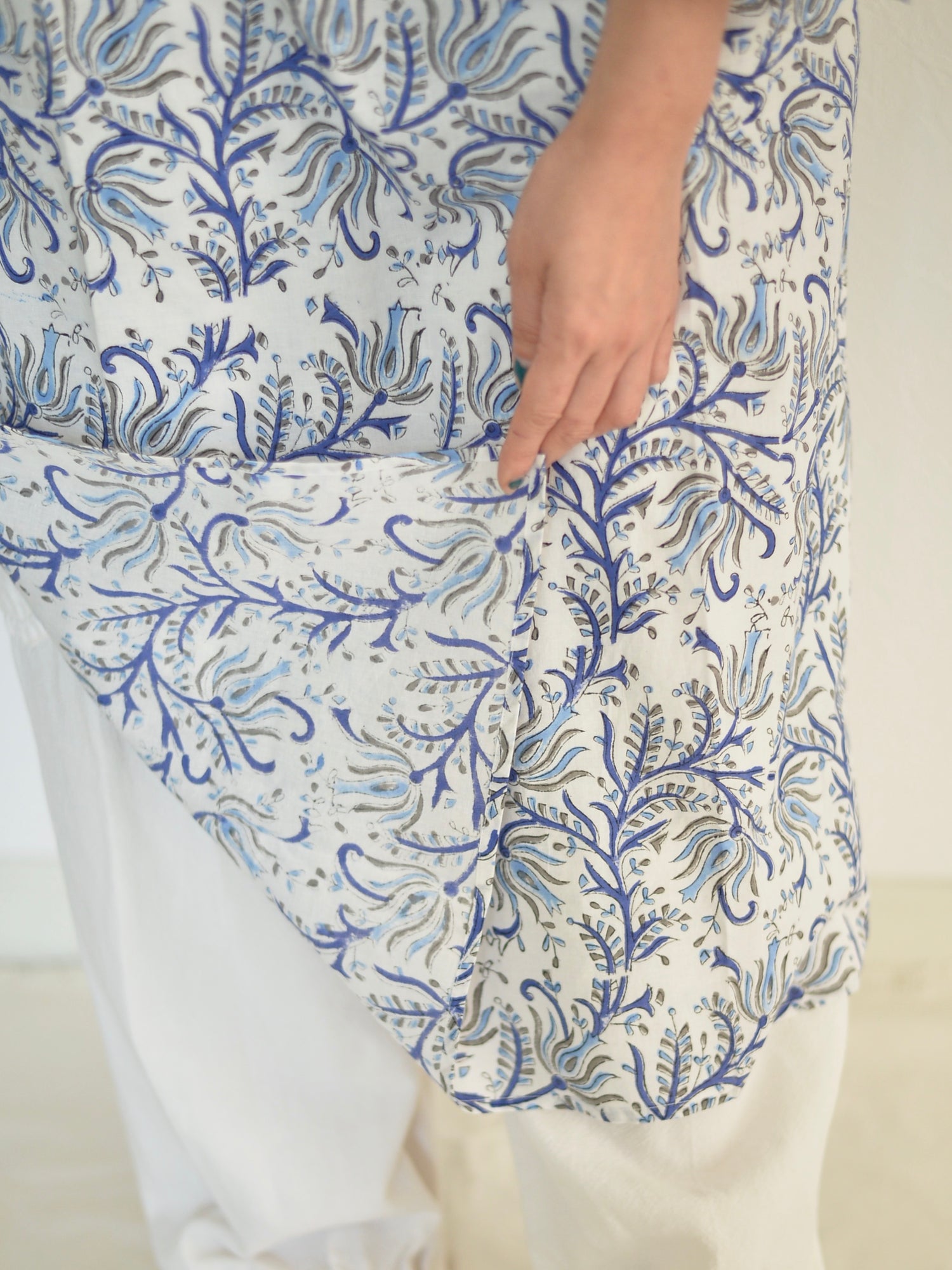 ハンドブロックプリント クルタ ブルー