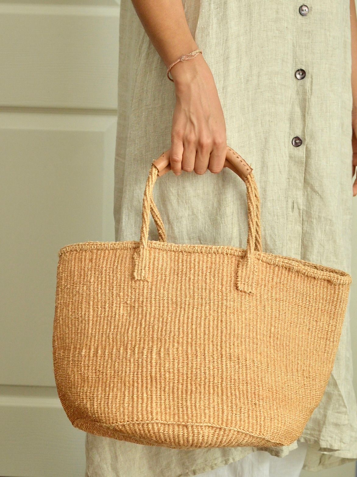 【残り1点】ケニア サイザルかごバッグ レザーハンドル