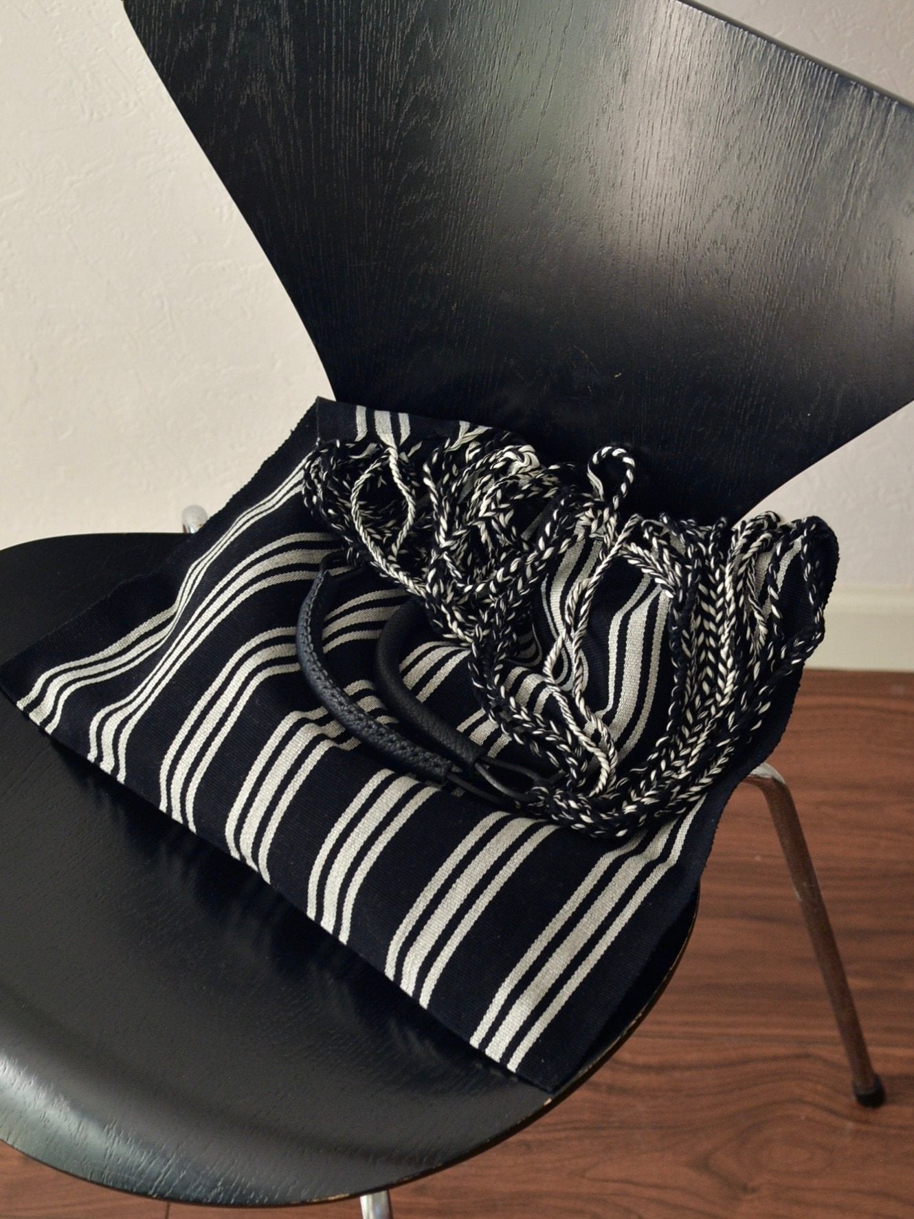 メキシコ ハンモックバッグ ブラック ストライプ レザーハンドル