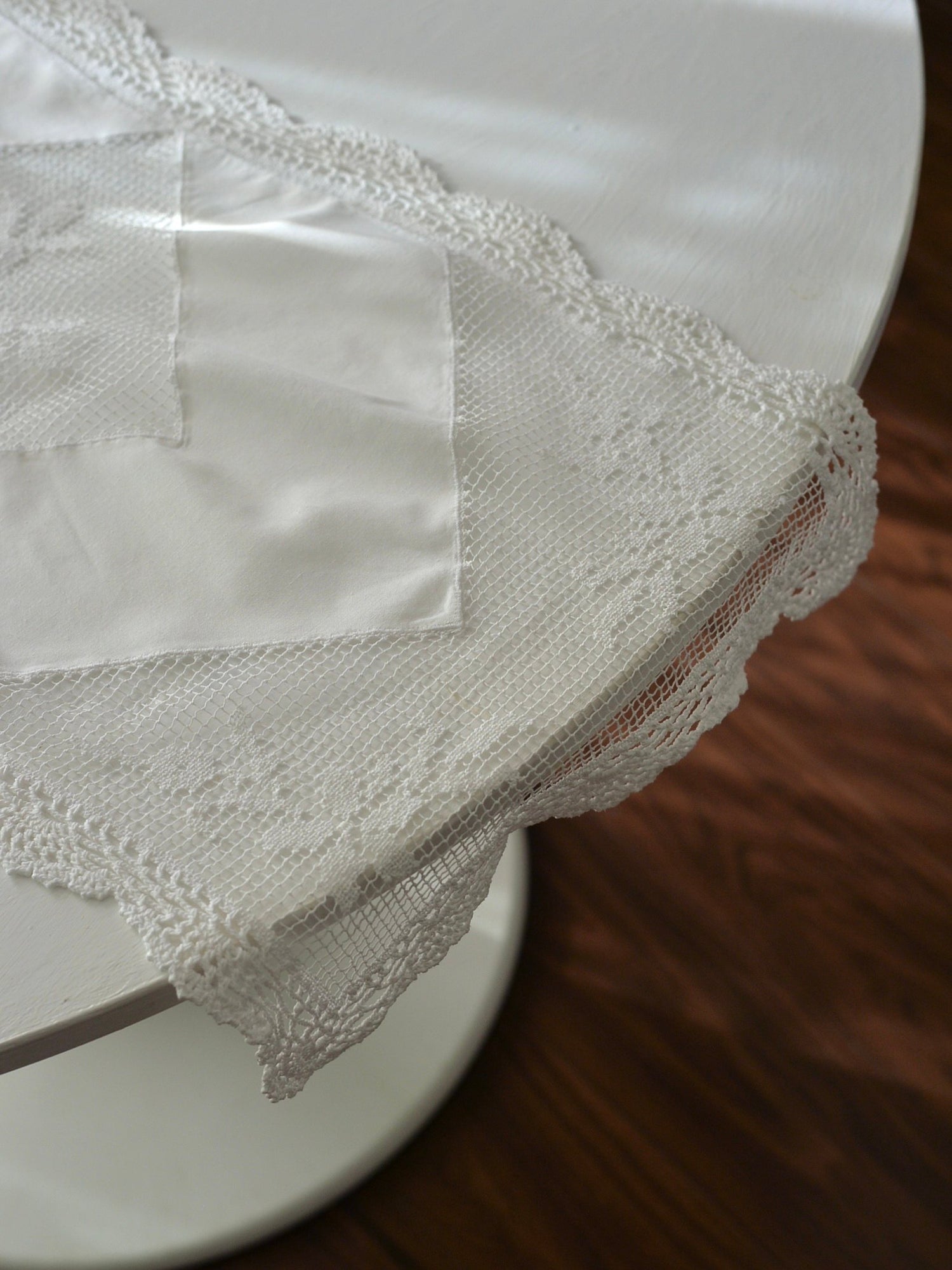 レース編みクロス テーブルセンター