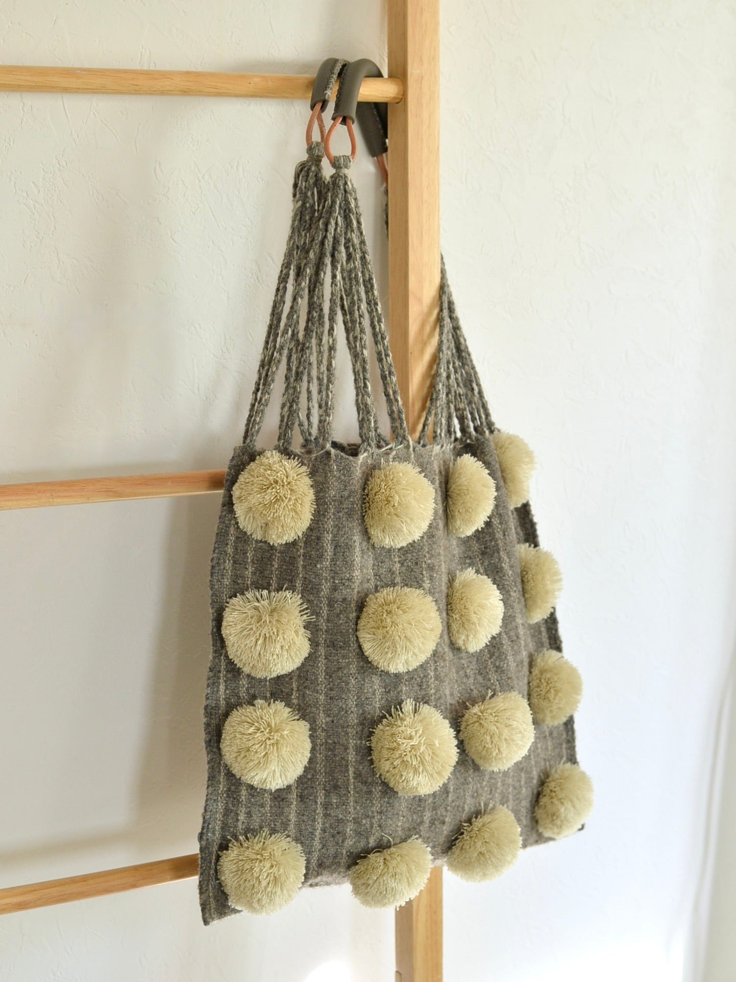 メキシコ ウール ハンモックバッグ レザーハンドル ポンポン