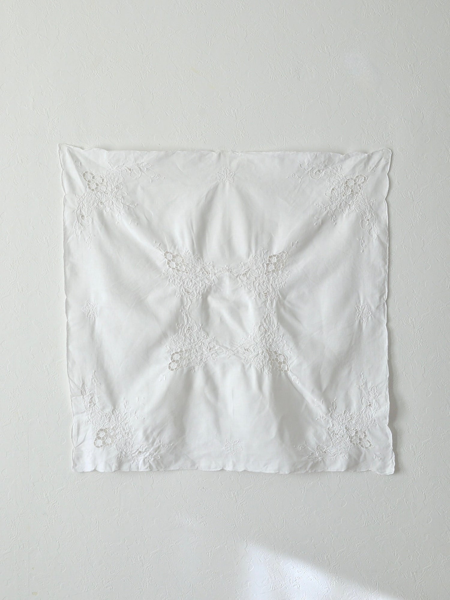 カットワーク クロス