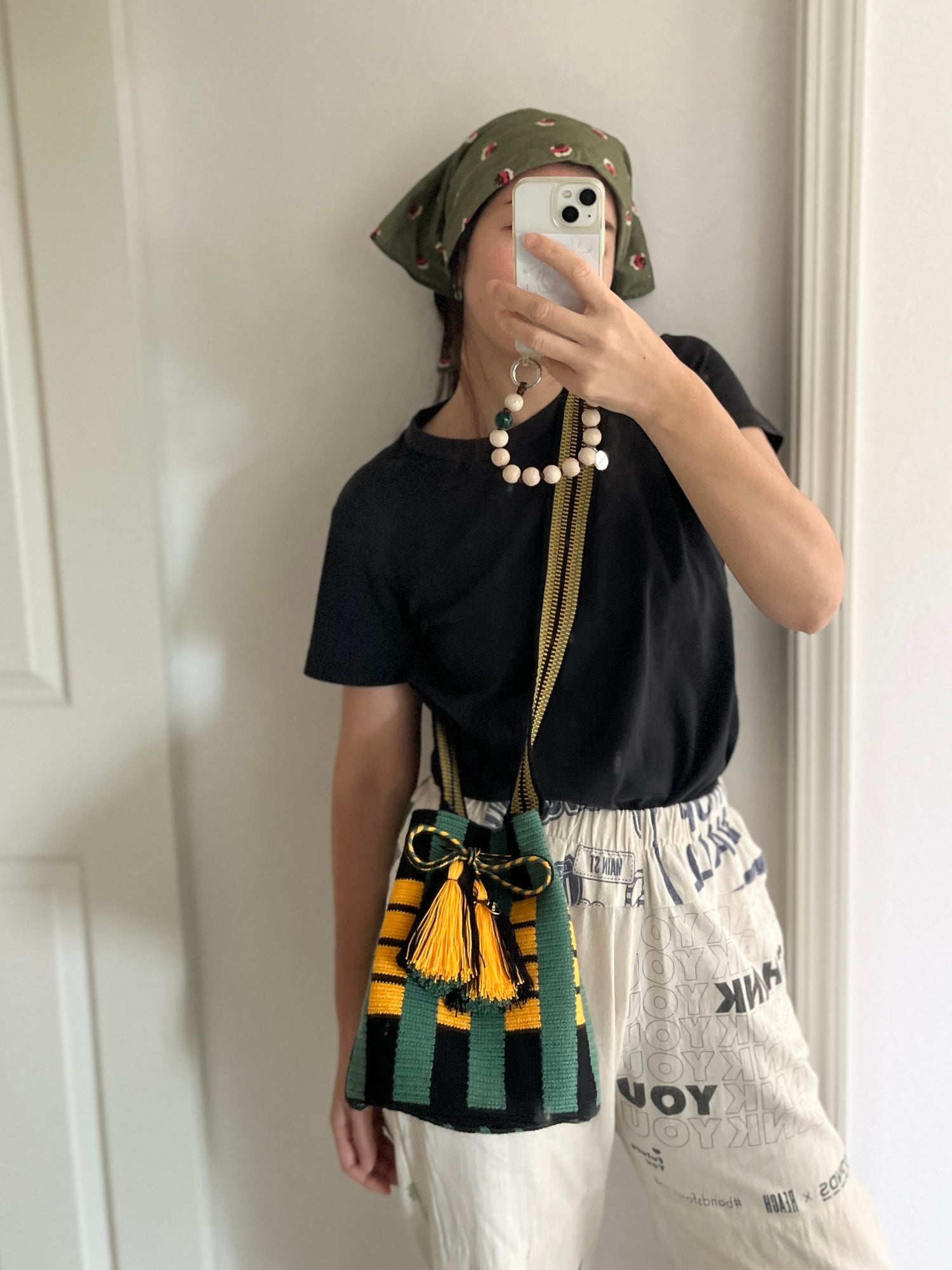 コロンビアのモチーラ ワユーバッグ