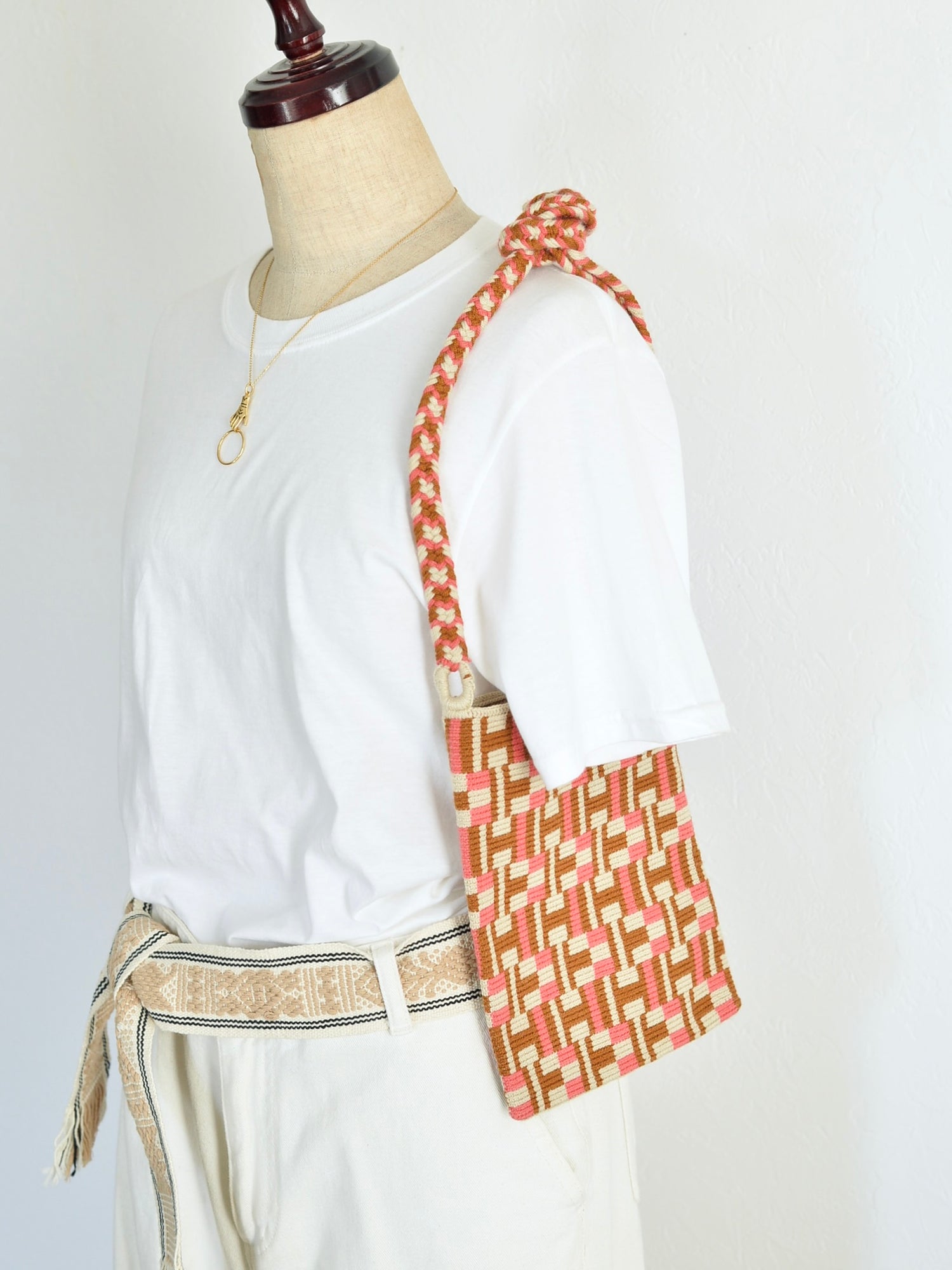 【残り1点】GUANABANA コロンビア モチーラ ワユー ポーチバッグ