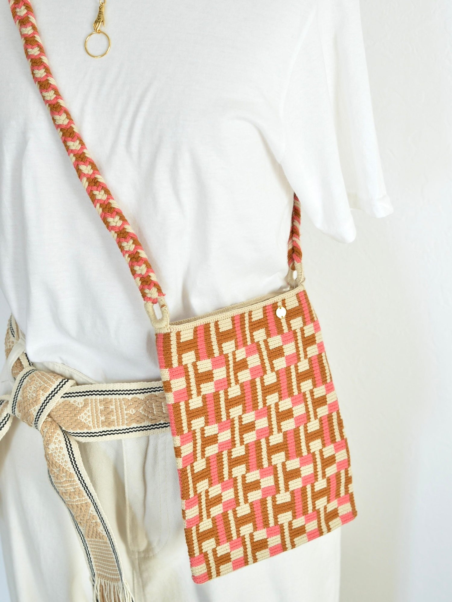 【残り1点】GUANABANA コロンビア モチーラ ワユー ポーチバッグ