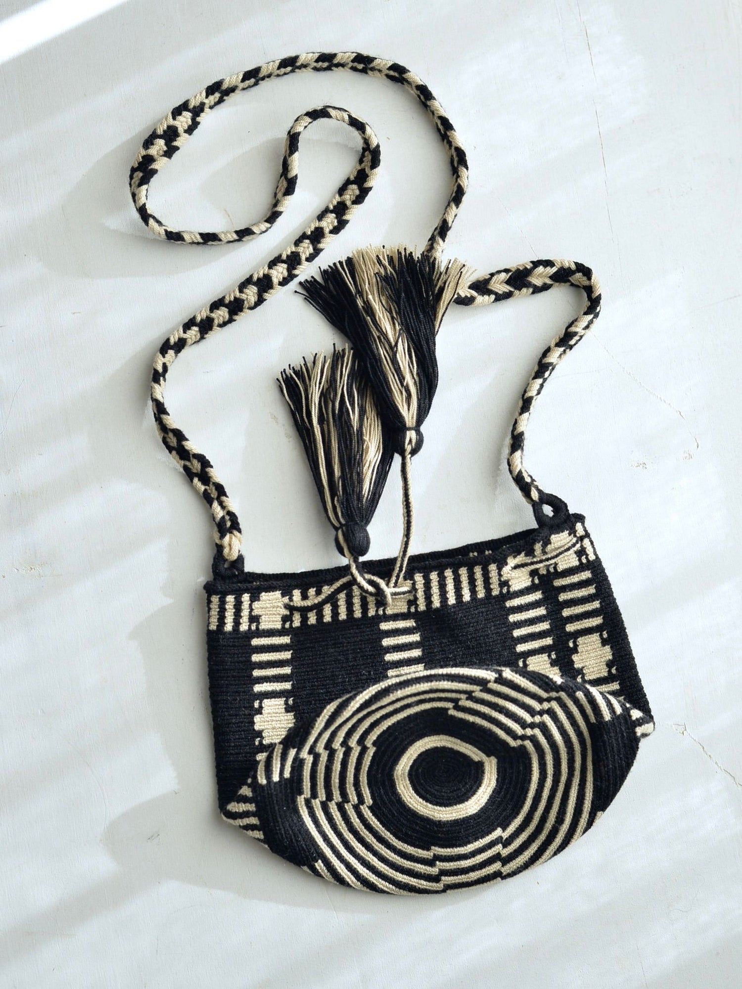 GUANABANA コロンビア モチーラ ワユーバッグ