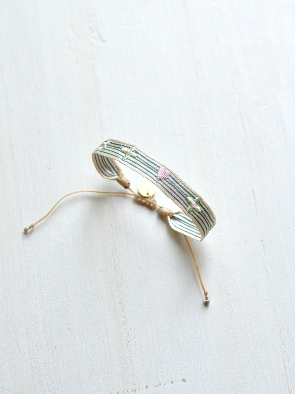 【残り1点】GUANABANA 手織りブレスレット MANTRA BEIGE & JADE GREEN STRIPES