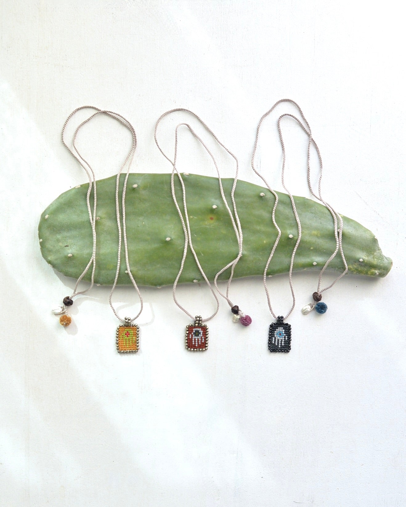 ビーズ刺繍 3way ネックレス