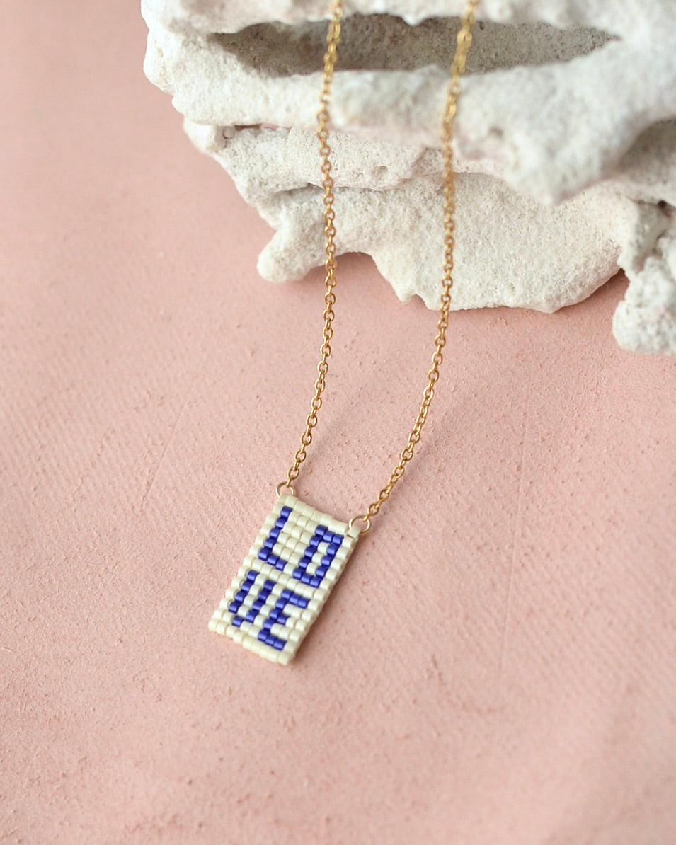 LOVE ビーズネックレス Blue