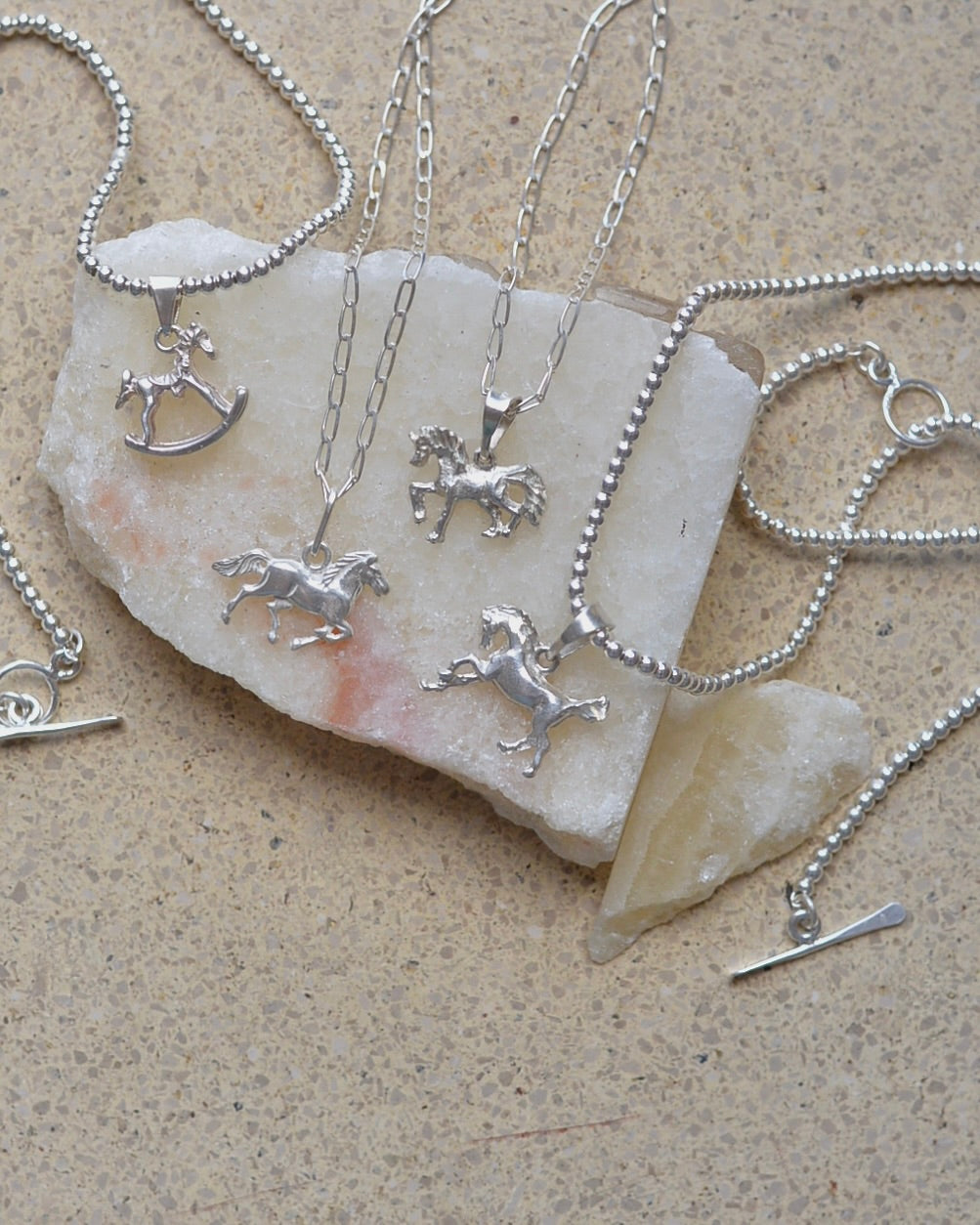 【1/22頃発送予定】Mexican Silver925 3mmボールビーズ 木馬ネックレス