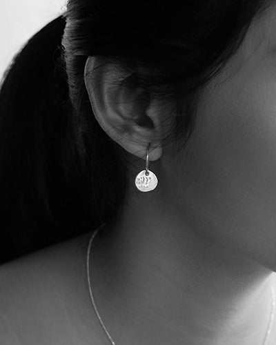 【残り1点】シルバー コインフープピアス