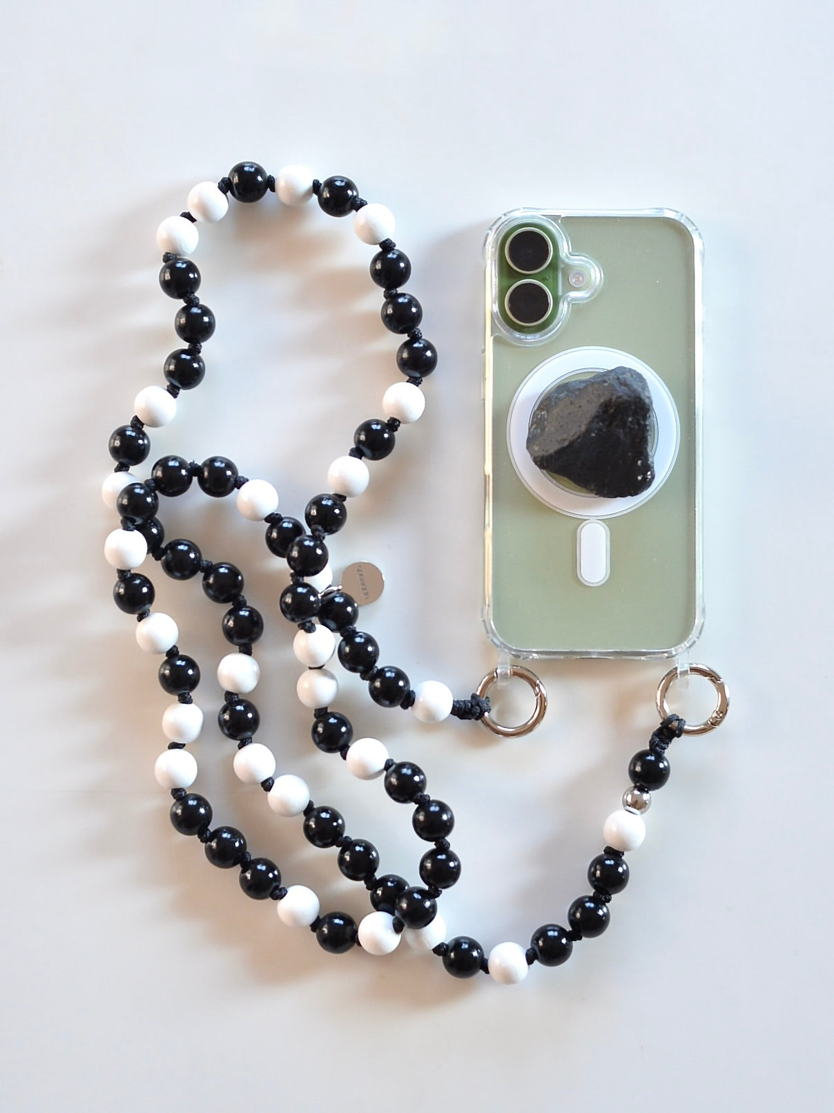 upbeads アップビーズ スマホショルダー 携帯ストラップ ブラック&ホワイト