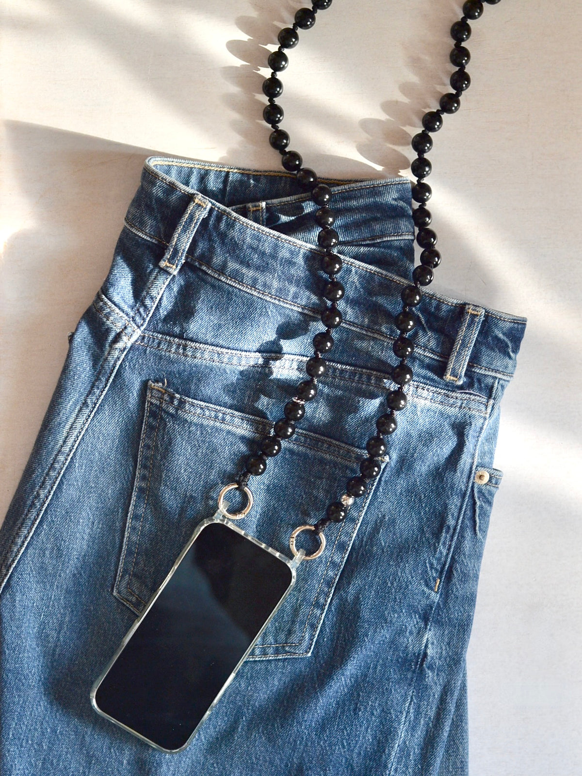 upbeads アップビーズ スマホショルダーストラップ【Black×Silver】別注カラー