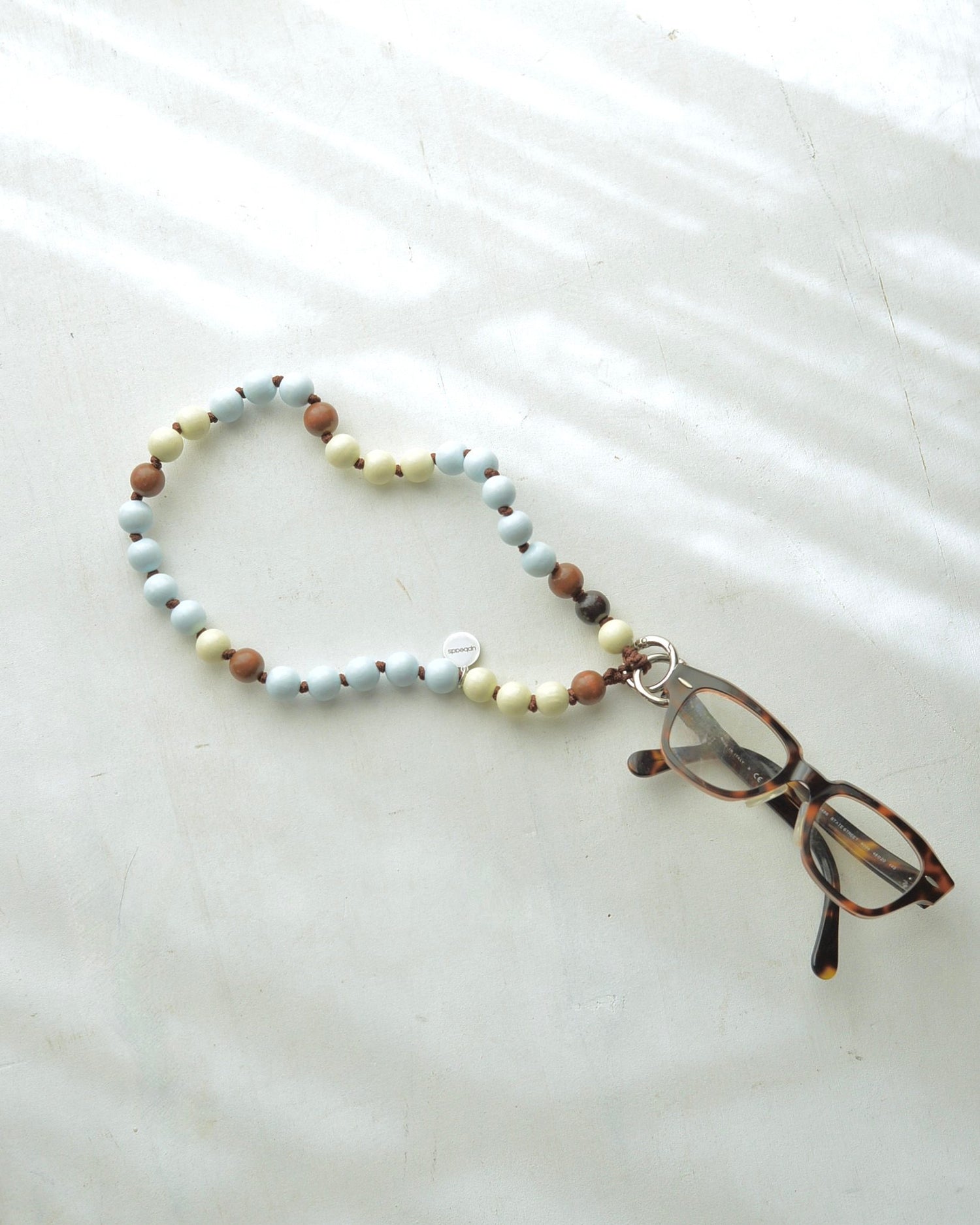 upbeads アップビーズ スマホストラップ SHORTIE 60cm【Vanilla Bean】