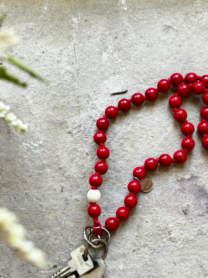 【再入荷予定】upbeads アップビーズスマホショルダー 携帯ストラップ 【レッド×ホワイト】