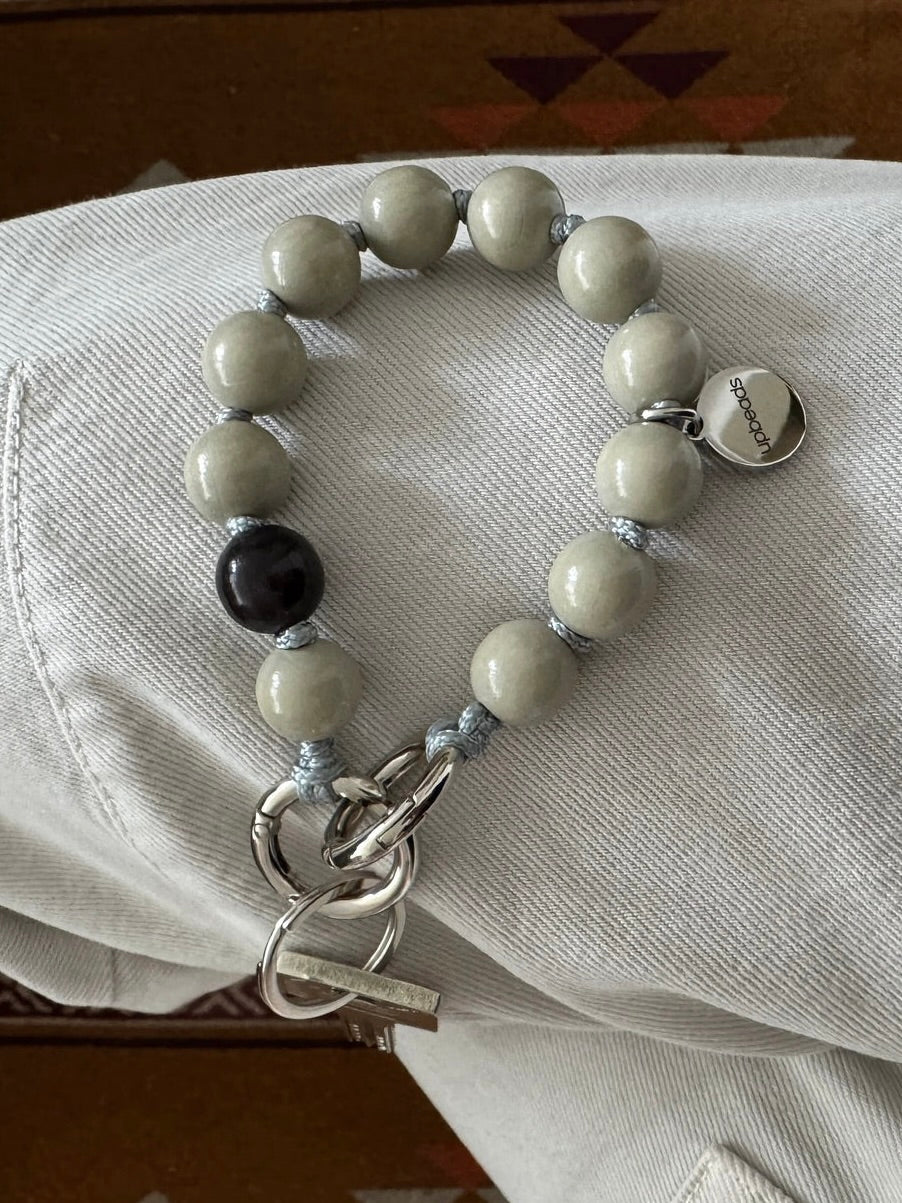 【8月下旬発送予定】upbeads アップビーズ スマホストラップ MINI【EARL GREY】
