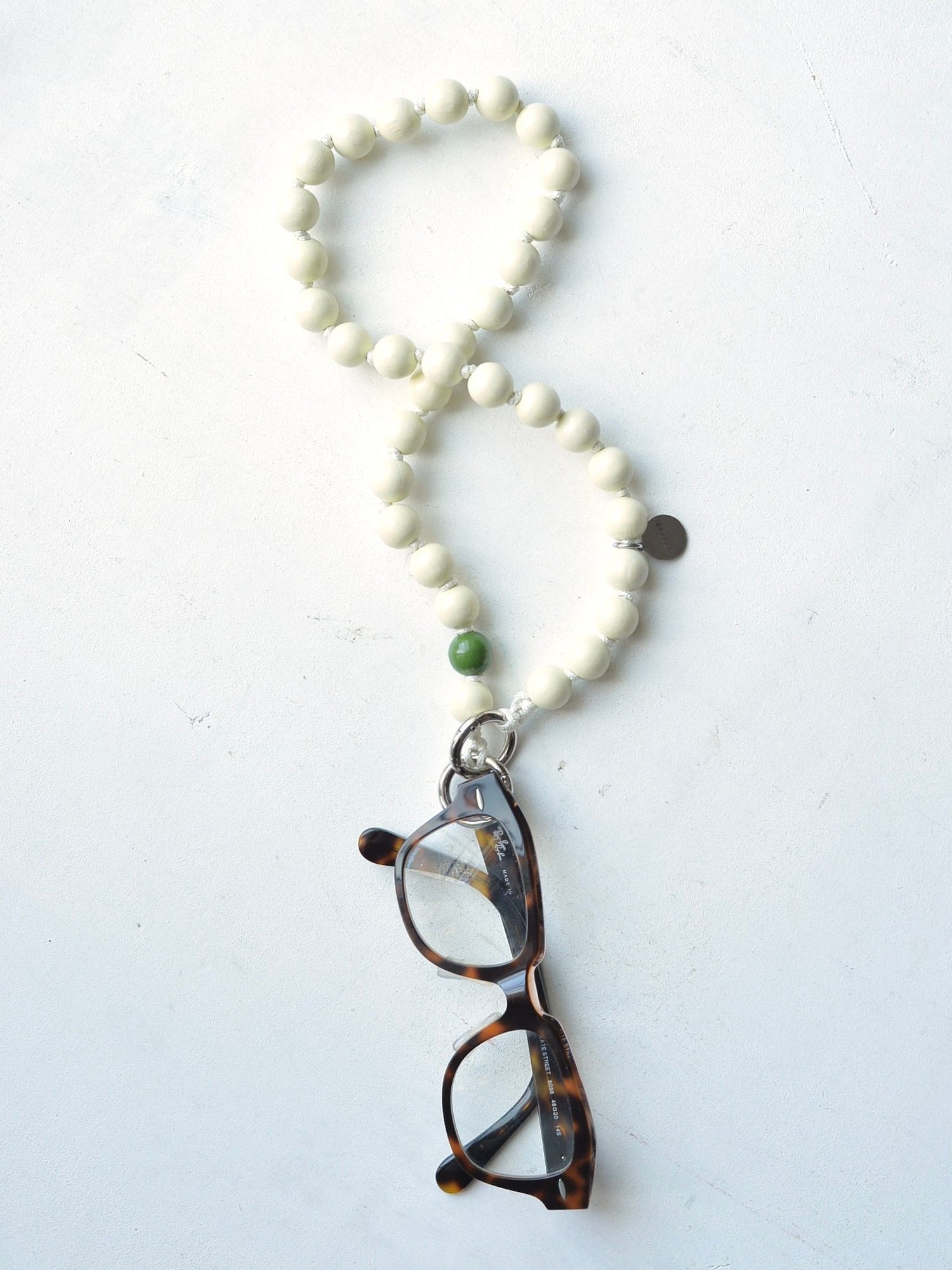 upbeads アップビーズ スマホストラップ SHORTIE 60cm【ホワイト】