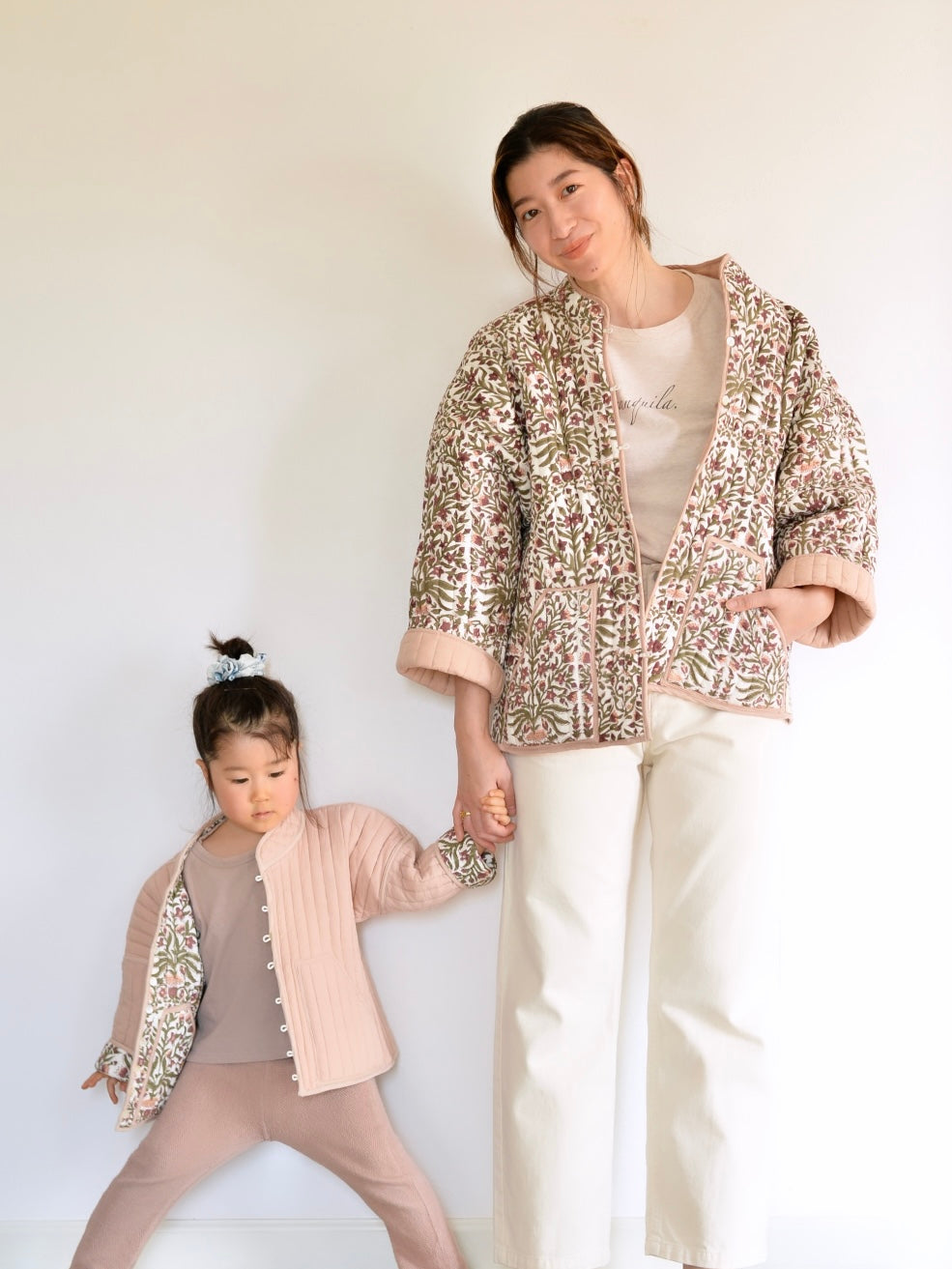 Kids 뒤집을 수 있는 퀼팅 재킷 핑크