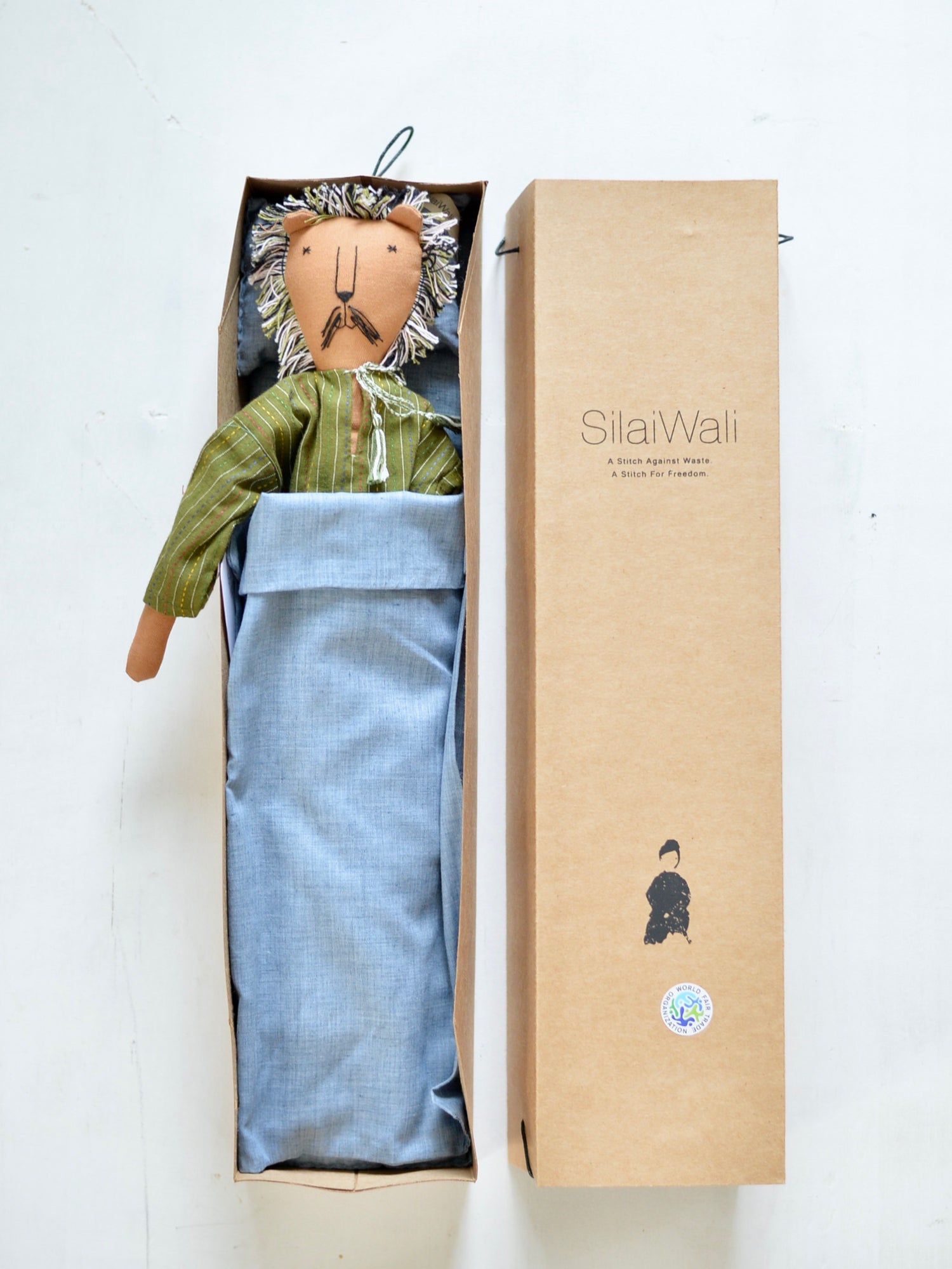 シライワリ人形 ライオン KOM