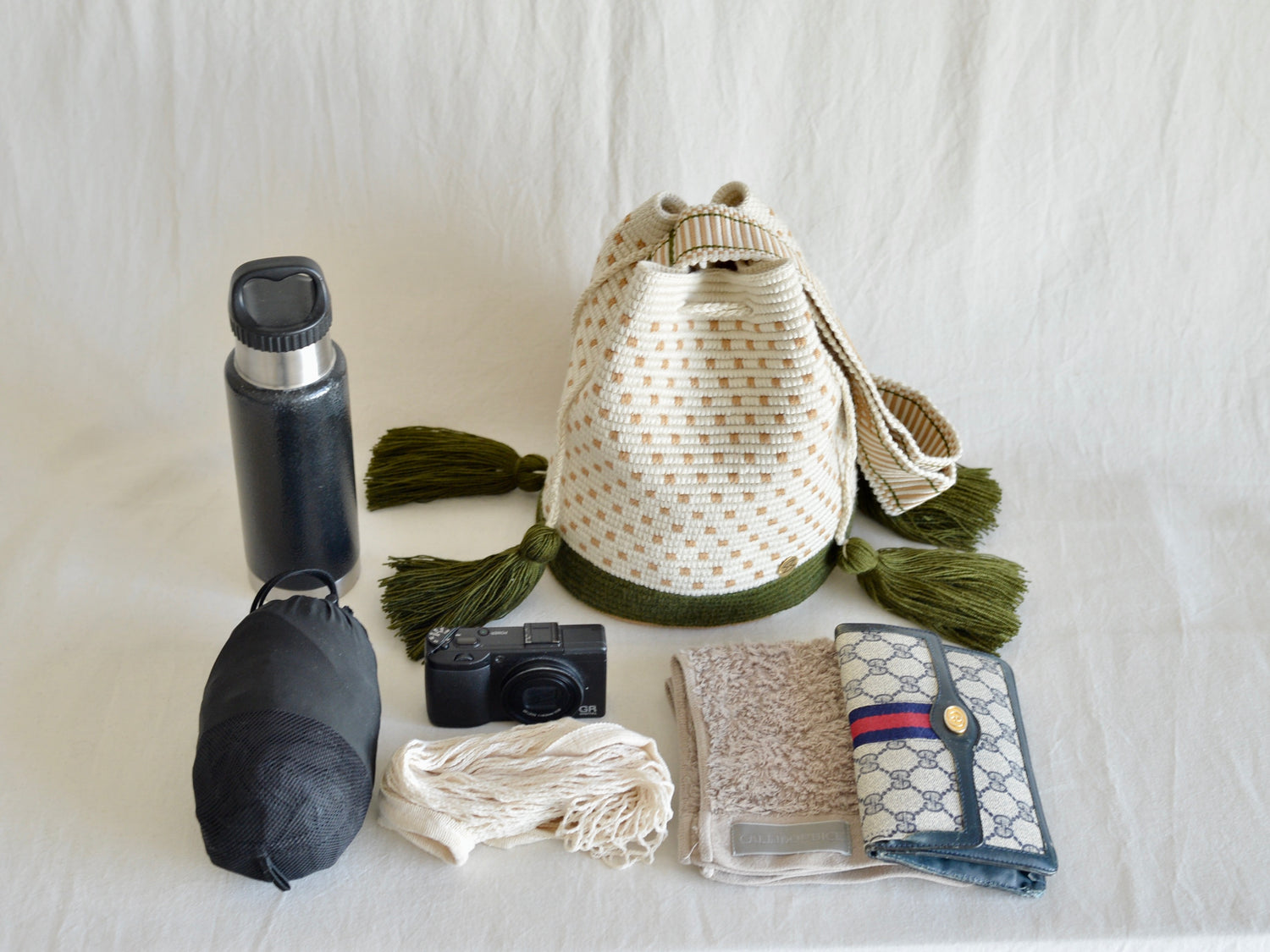 コロンビアのモチーラ 手編みバッグ