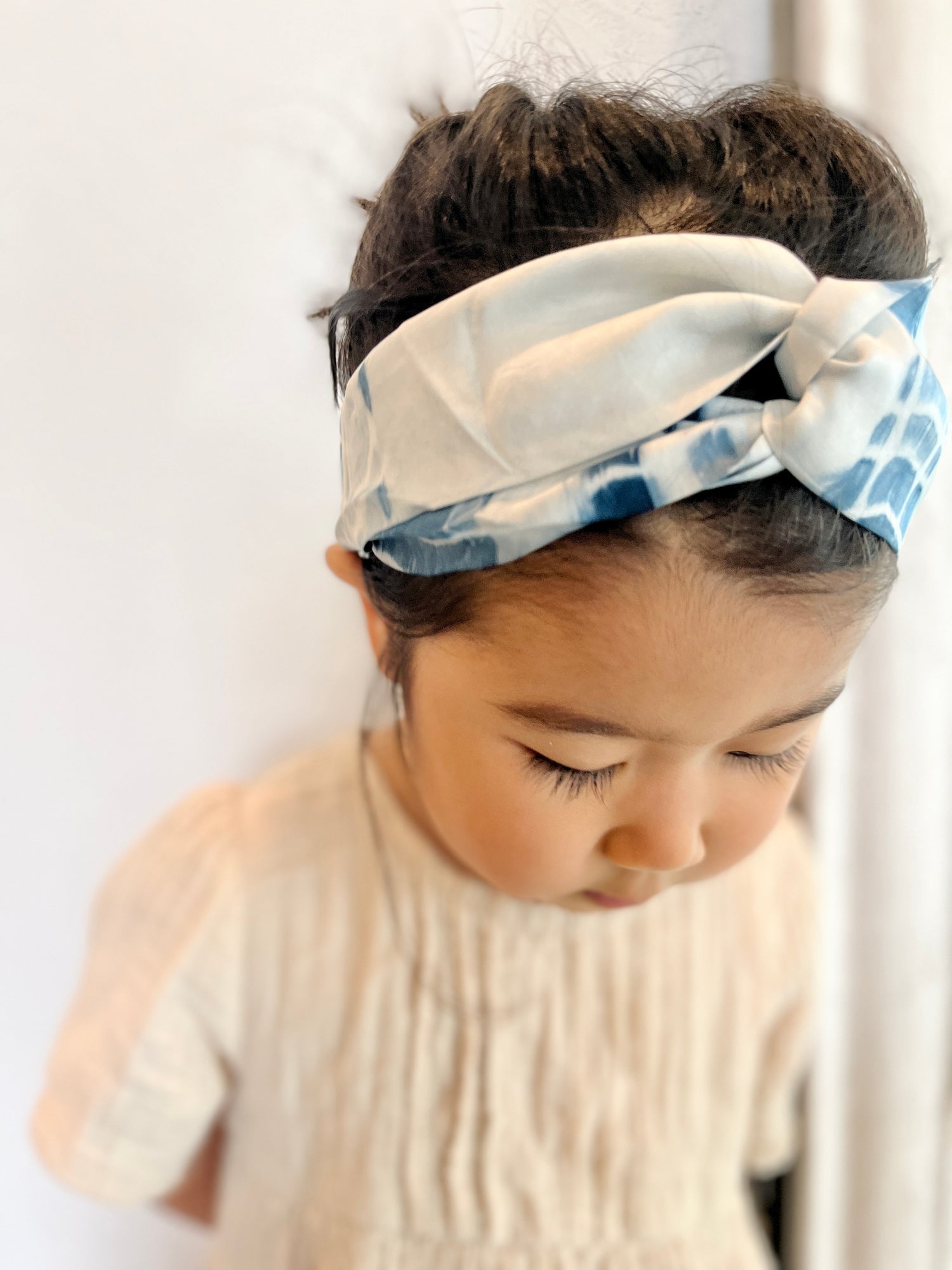 ボタニカルダイ クロスヘアバンド キッズ 藍染め【ヴィーガンシルク】