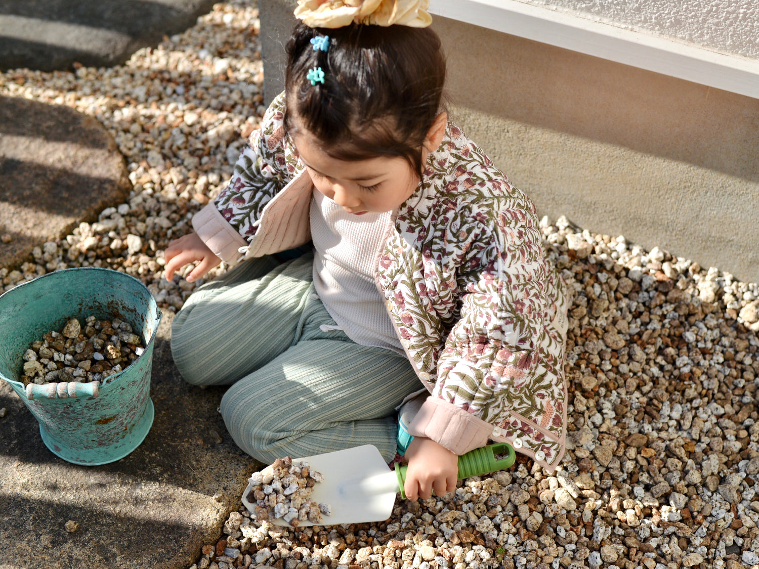 Kids 뒤집을 수 있는 퀼팅 재킷 핑크