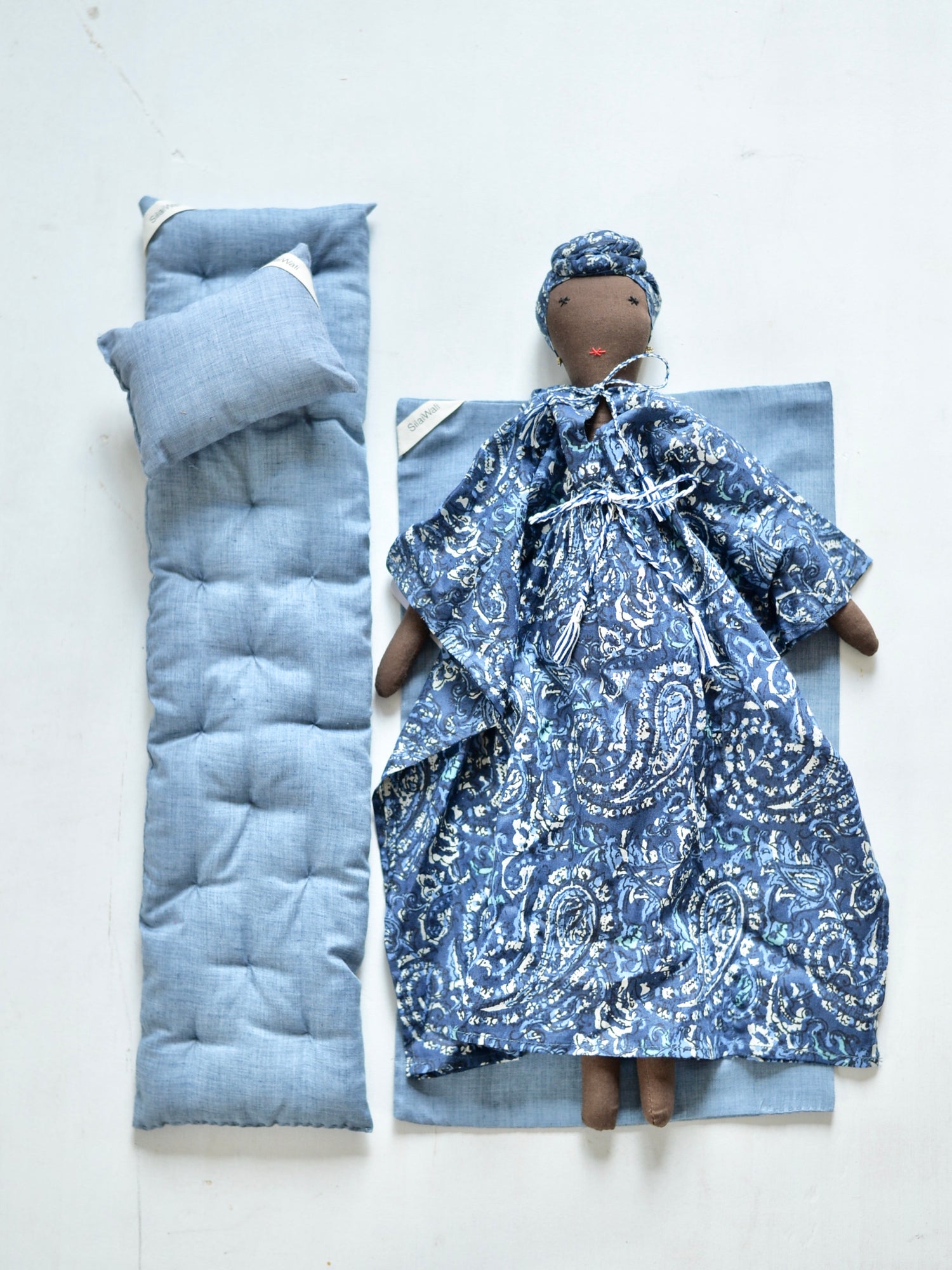 シライワリ人形 SOUMBA Blue