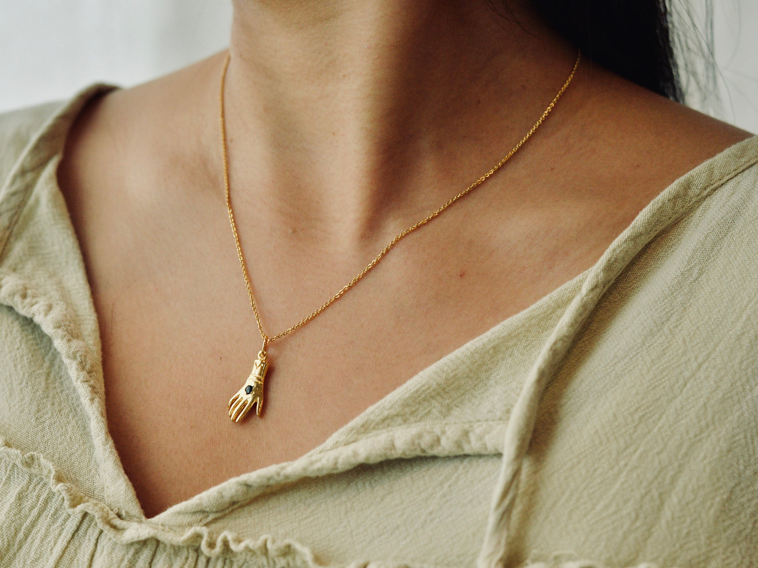 【残り1点】Handネックレス<サファイア>Gold