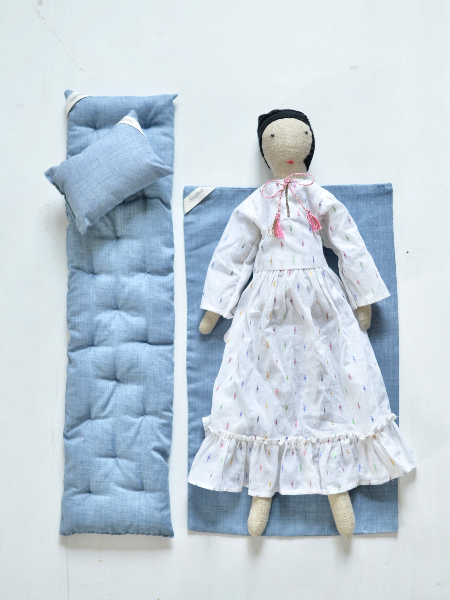 シライワリ人形 CALLA