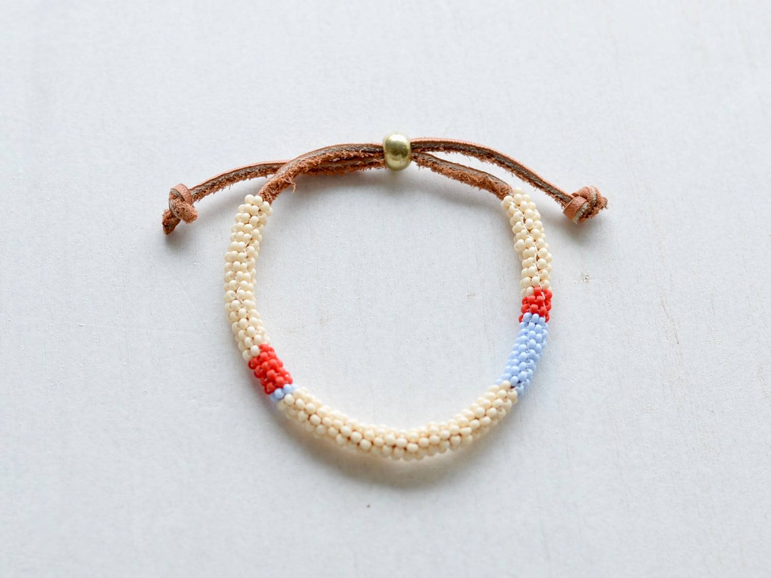 Milot ビーズブレスレット