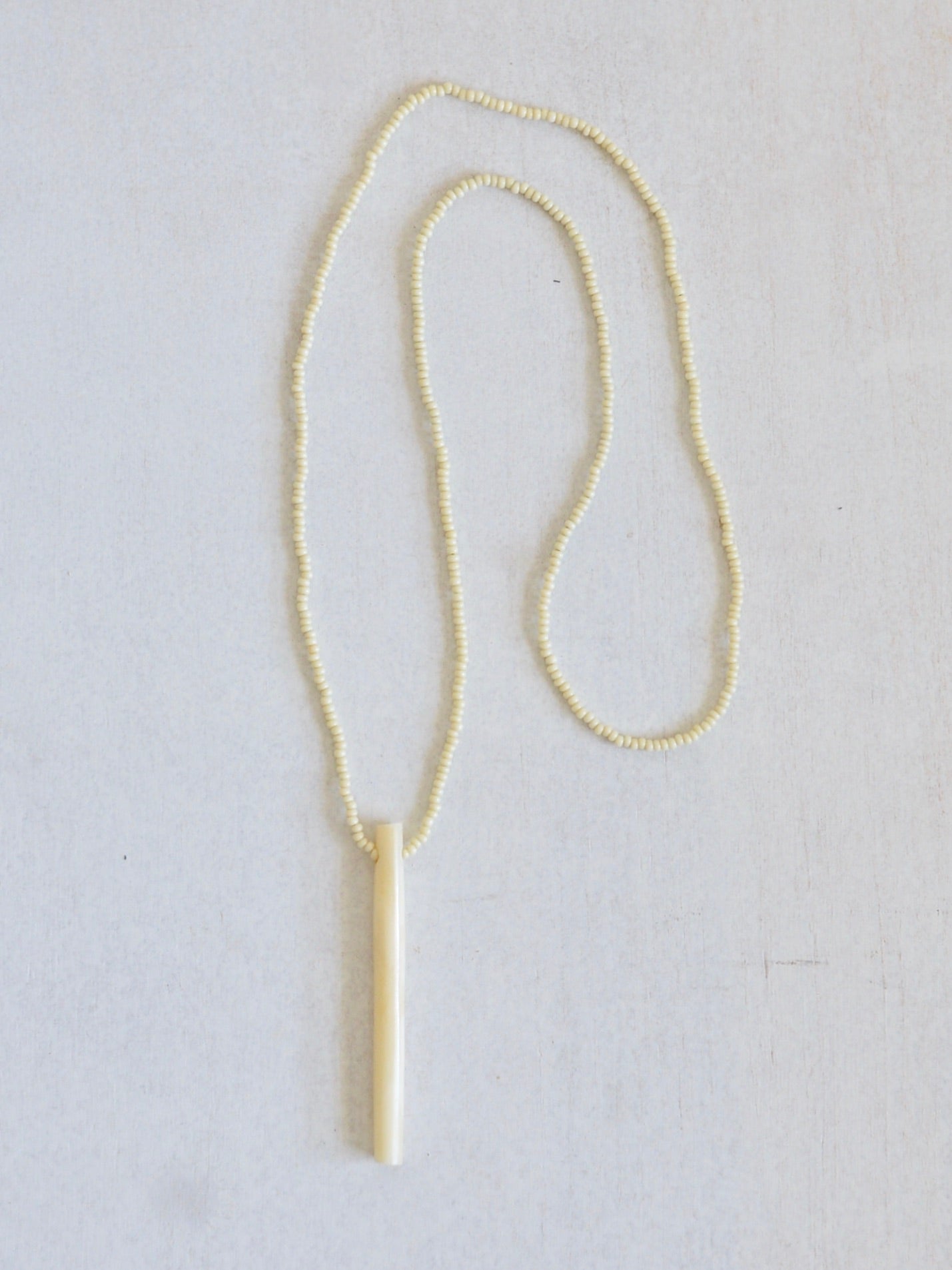 アップサイクルボーン ロングネックレス