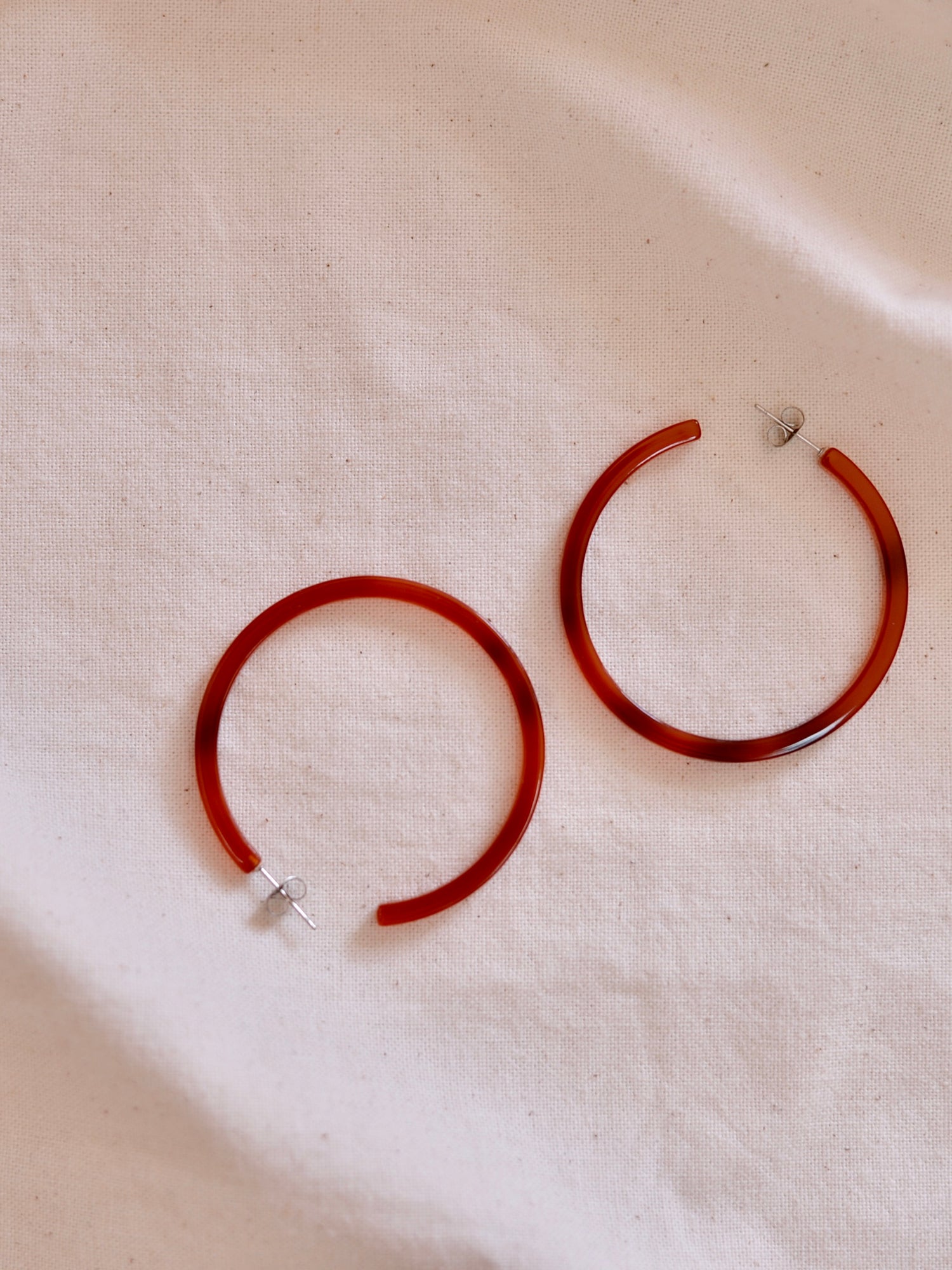 지속 가능한 후프 귀걸이 Hazel