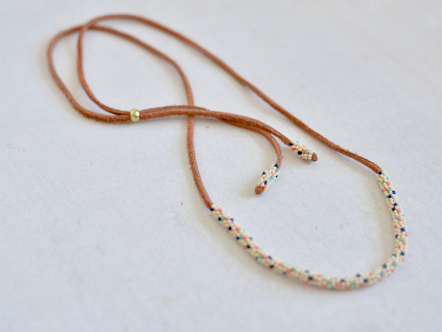 Milot 롱 비즈 목걸이