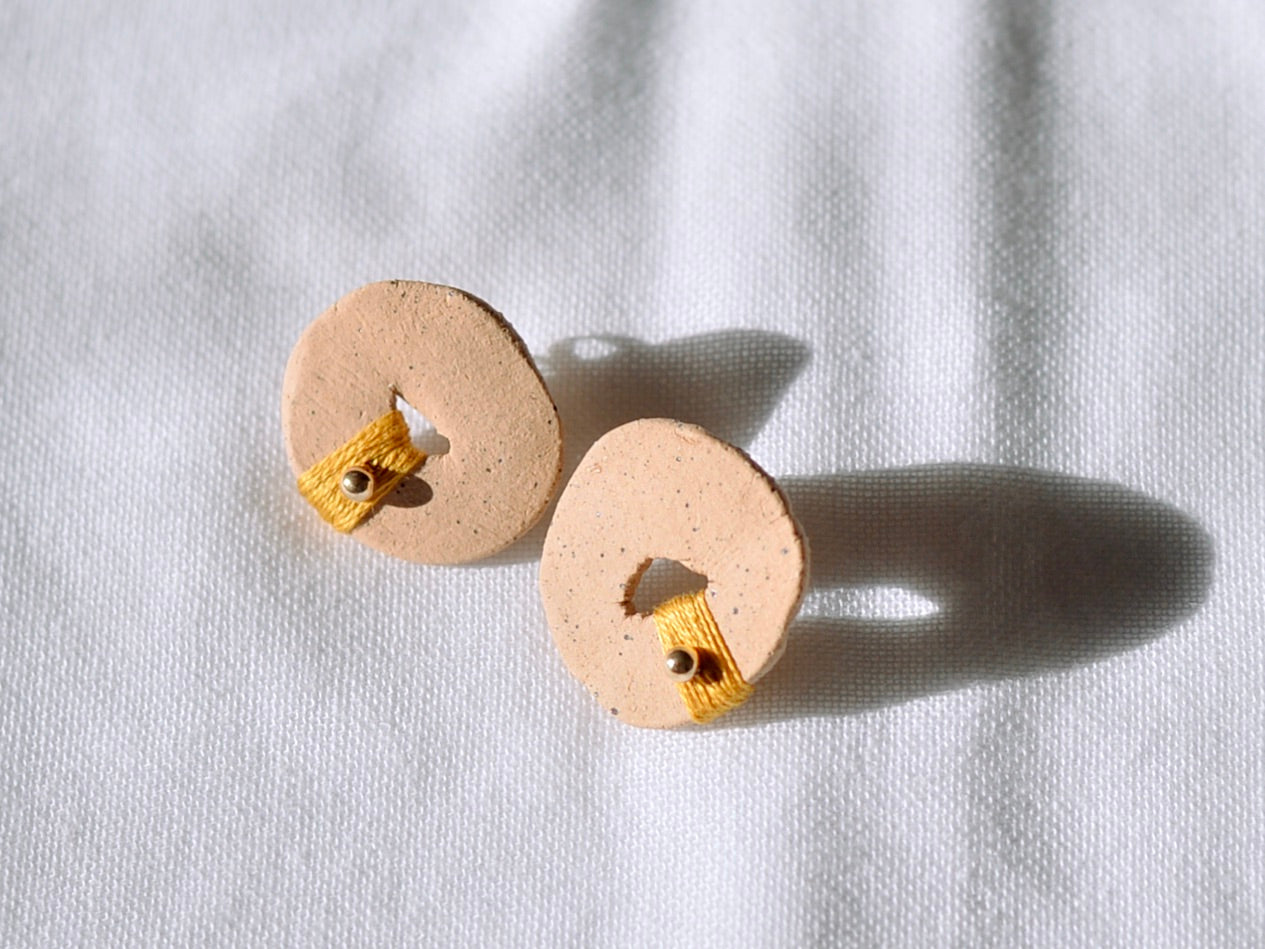 Coco 陶器ピアス