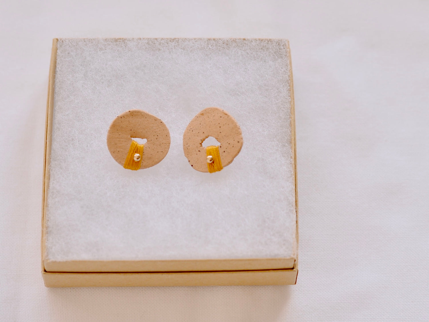 Coco 陶器ピアス