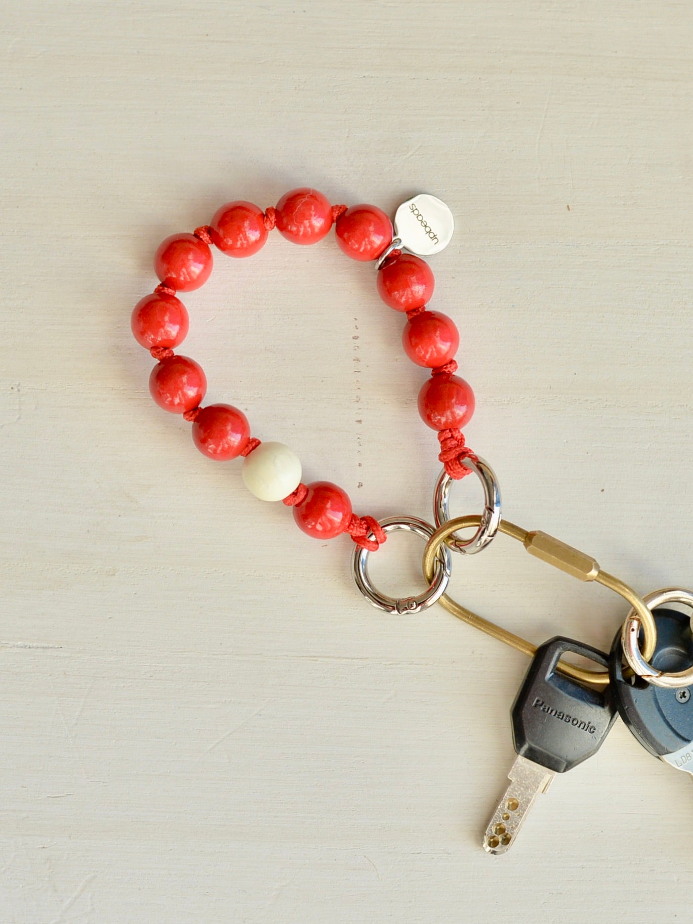 upbeads アップビーズ スマホストラップ MINI【レッド×ホワイト】