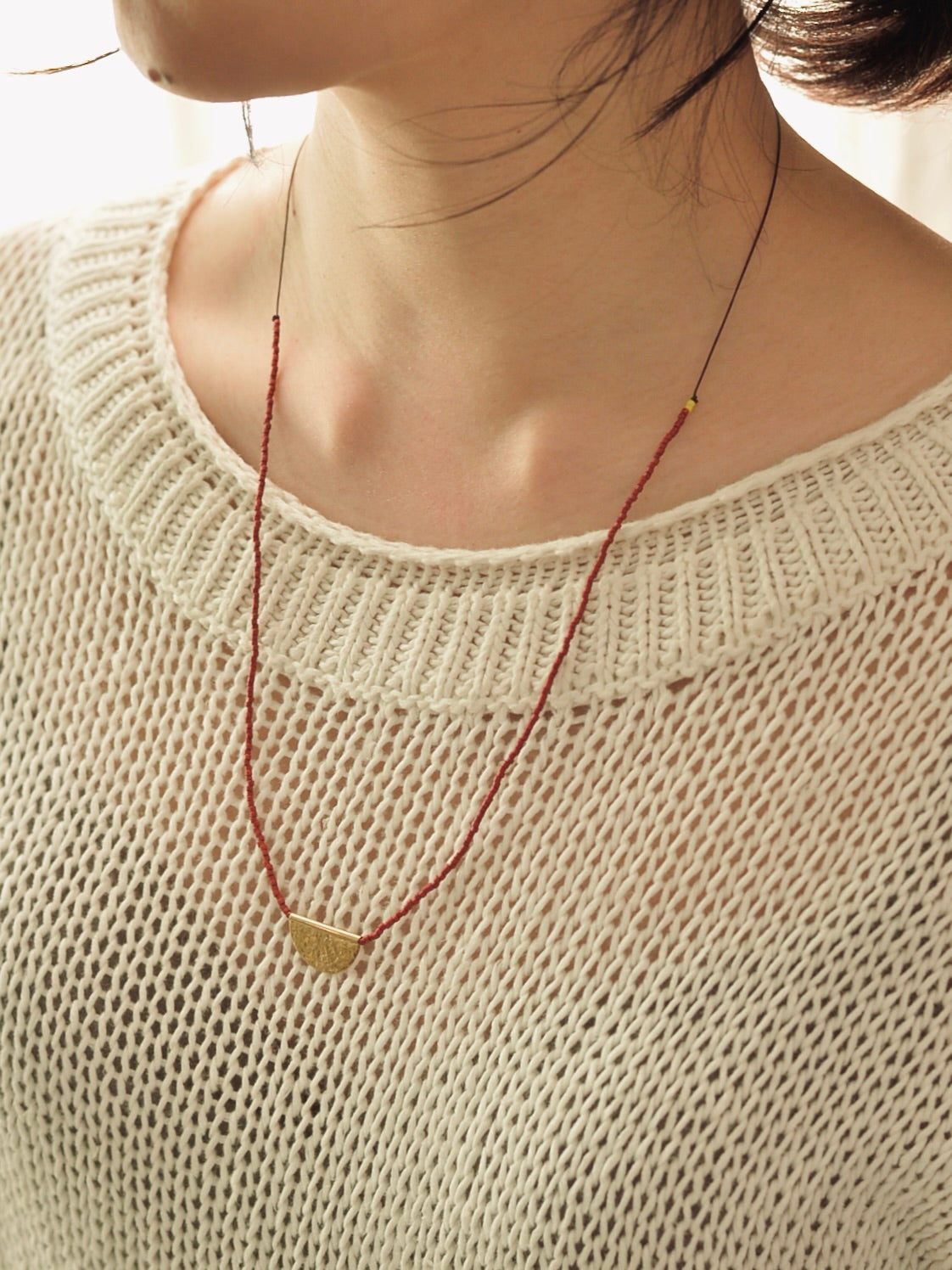 赤い三日月ペンダントネックレス – NOZZI BAZZAR