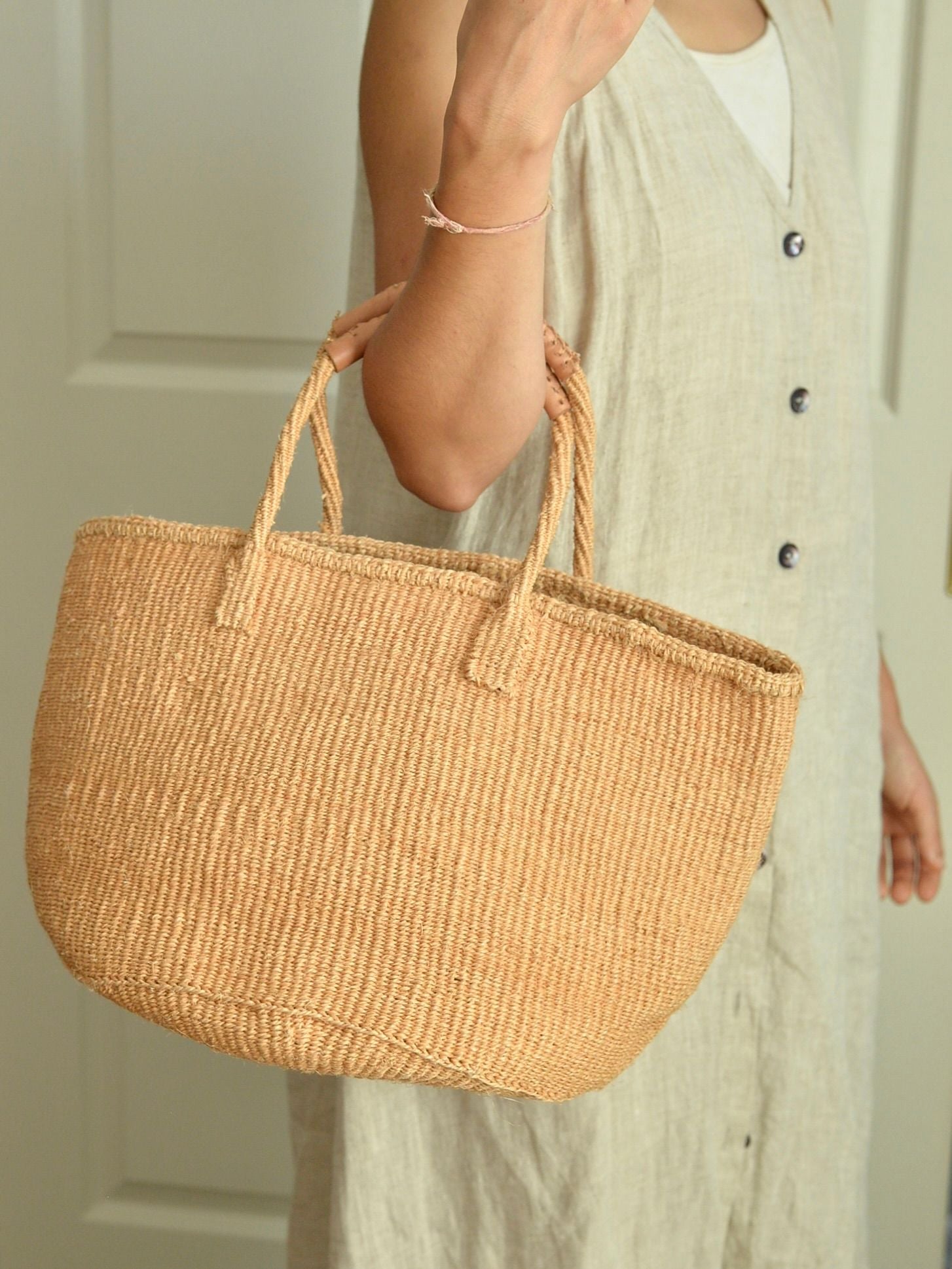 【残り1点】ケニア サイザルかごバッグ レザーハンドル