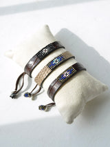 ビーズ刺繍 レザーブレスレット