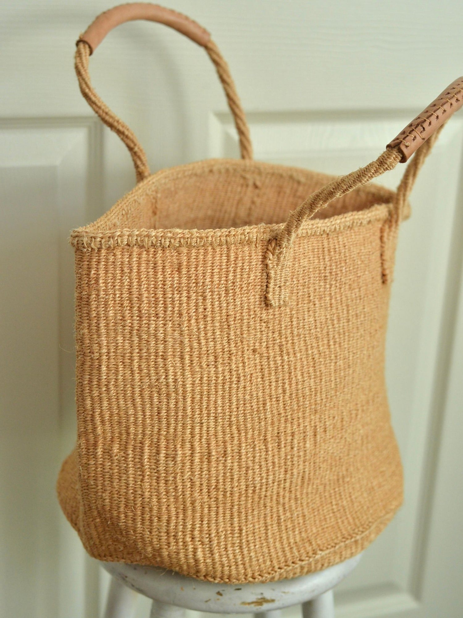 【残り1点】ケニア サイザルかごバッグ レザーハンドル