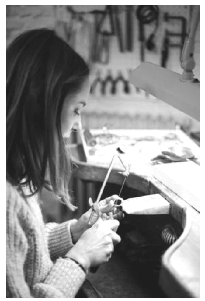 テクスチャーハートピアス シルバー/真鍮